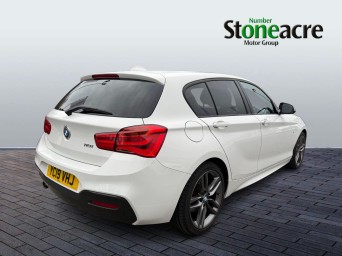 BMW 1 Series 1.5 118i GPF M Sport Euro 6 (s/s) 5dr YC19VHJ Image 3