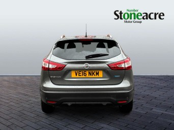 Nissan Qashqai 1.5 dCi Tekna 5dr VE16NKM Image 2