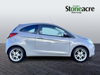Ford KA 1.2 Titanium Euro 5 3dr VA65NSA Image 2