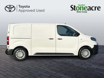 Toyota Proace 1.5D 120 Icon Van NA73OSW Image 2