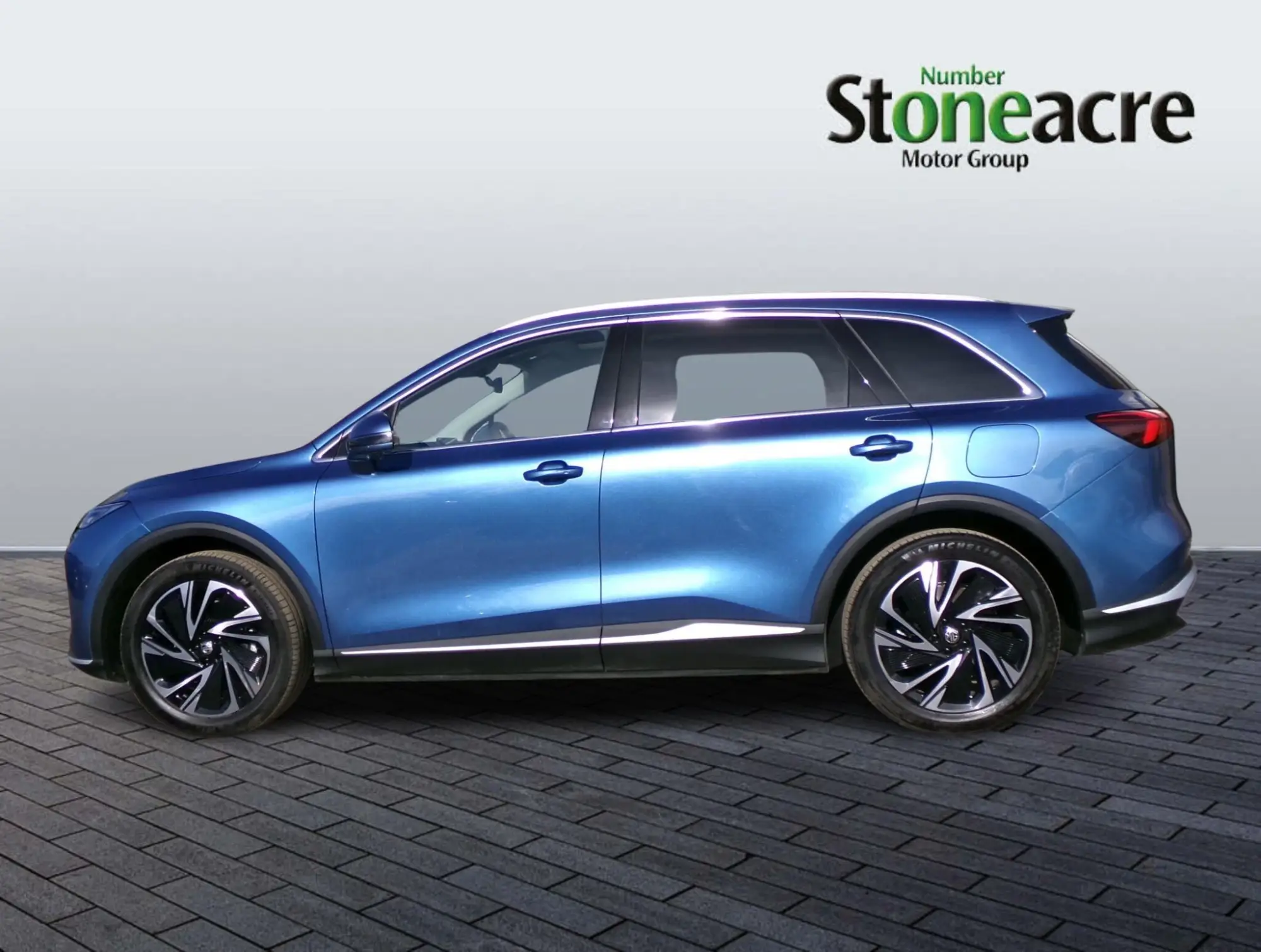 MG MGS6 77kWh Trophy Auto 4WD 5dr YM75NPF Image 3