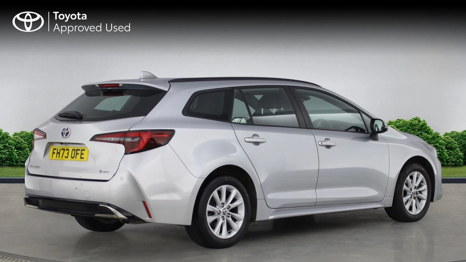 Toyota Corolla Touring Sports 2.0 VVT-h Icon Touring Sports CVT Euro 6 (s/s) 5dr FH73OFE Image 3