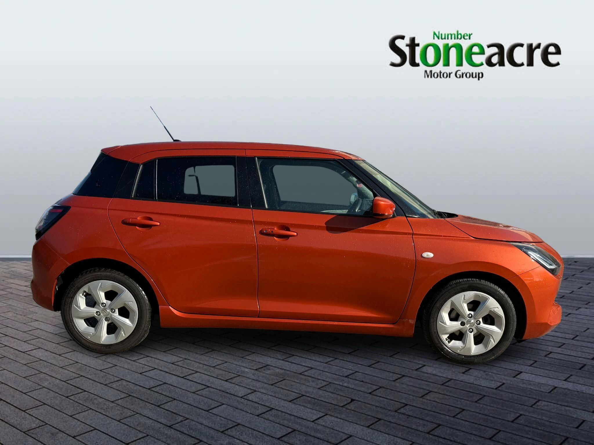 Suzuki Swift Image 2