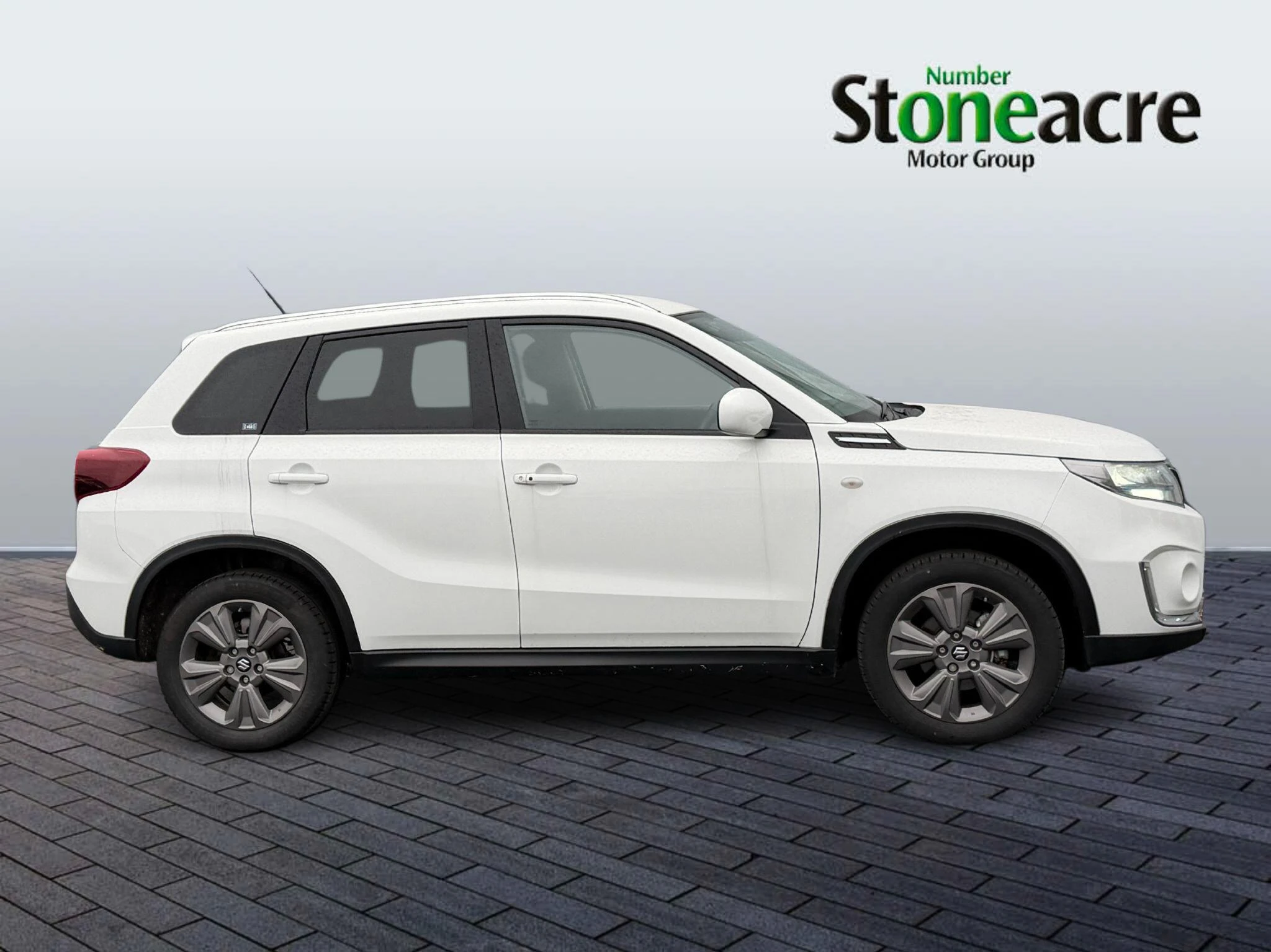 Suzuki Vitara 1.5 Hybrid SZ-T 5dr AGS FT72HRF Image 2