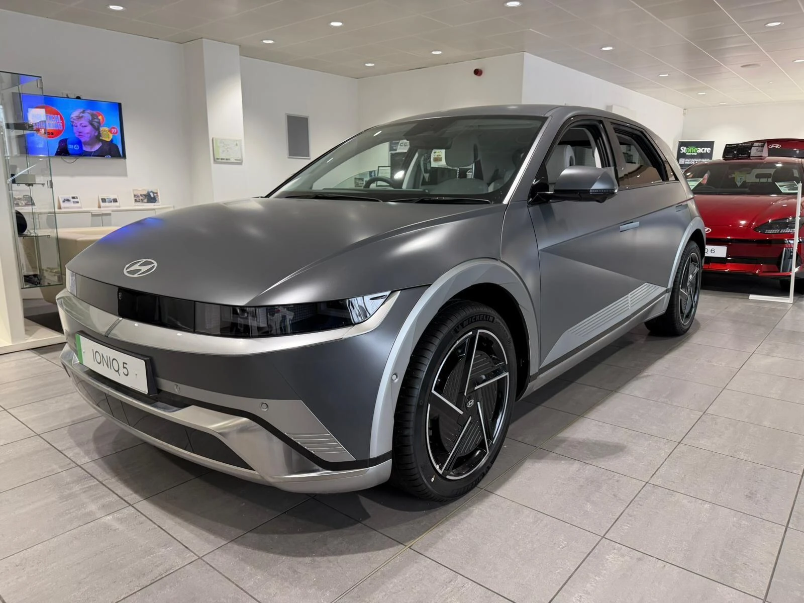 Hyundai IONIQ 5 84kWh Ultimate Auto AWD 5dr Image 2