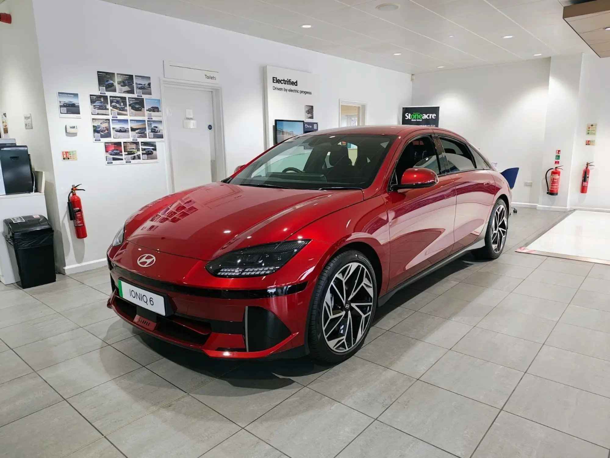 Hyundai IONIQ 6 Image 3