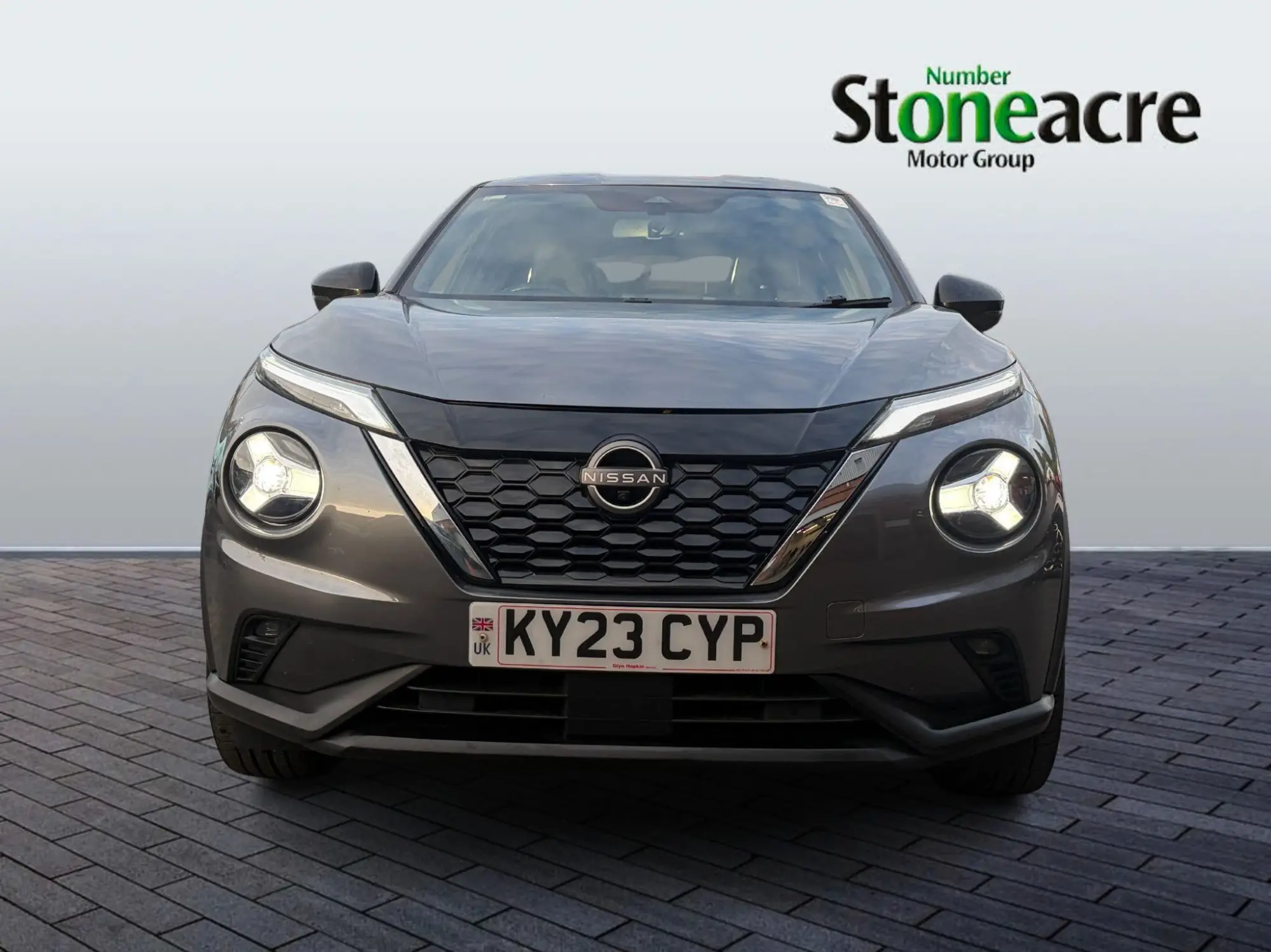 Nissan Juke Hybrid 1.6 Tekna Auto Euro 6 5dr KY23CYP Image 2