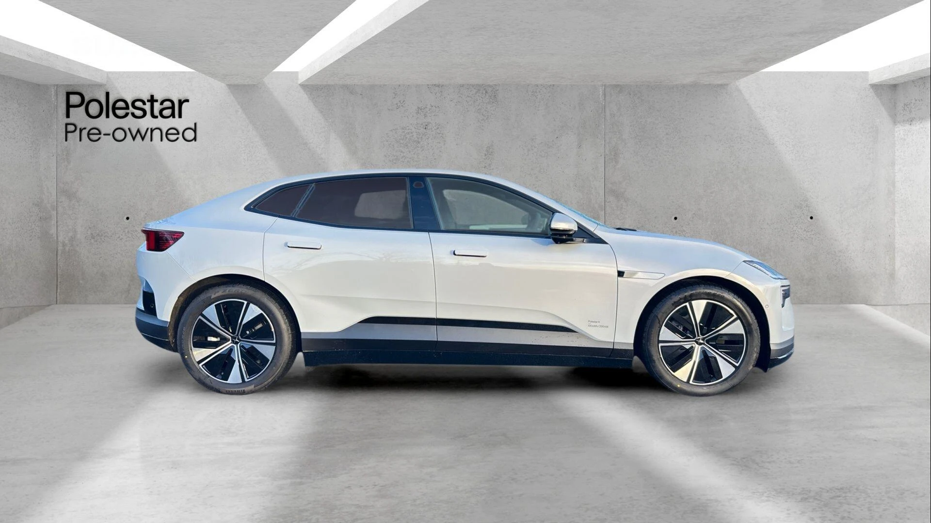 Polestar Polestar 4 Dual Motor 100kWh Long Range Plus SUV 5dr Electric Auto 4WD (544 ps) OY75WZS Image 2