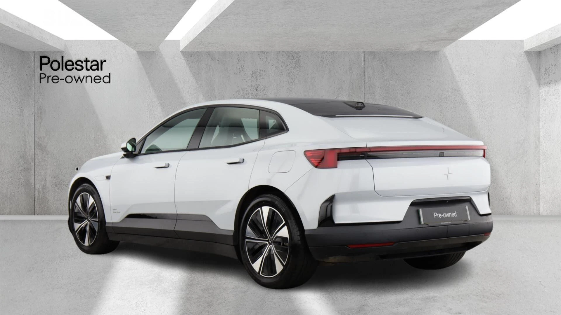 Polestar 4 Single Motor 100kWh Long Range Auto RWD 5dr OW74LRV Image 3