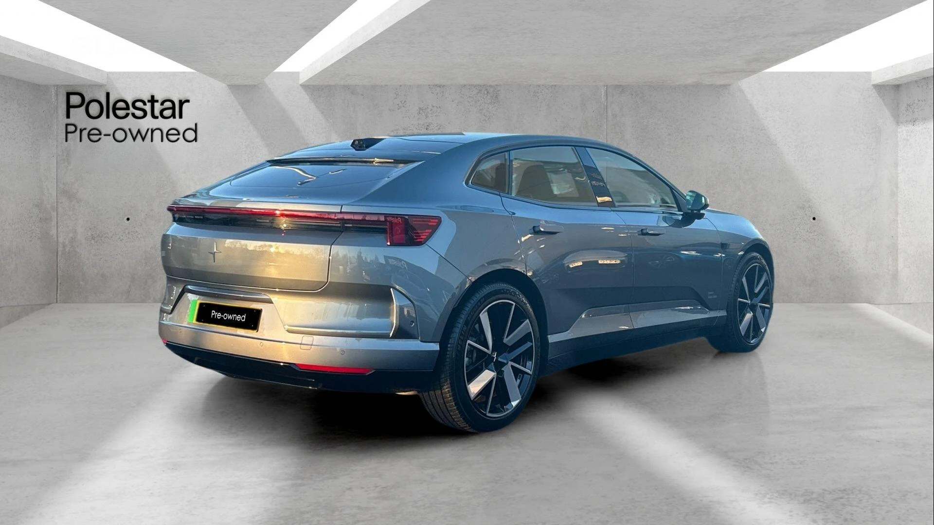 Polestar 4 Single Motor 100kWh Long Range Auto RWD 5dr OY75YTV Image 3