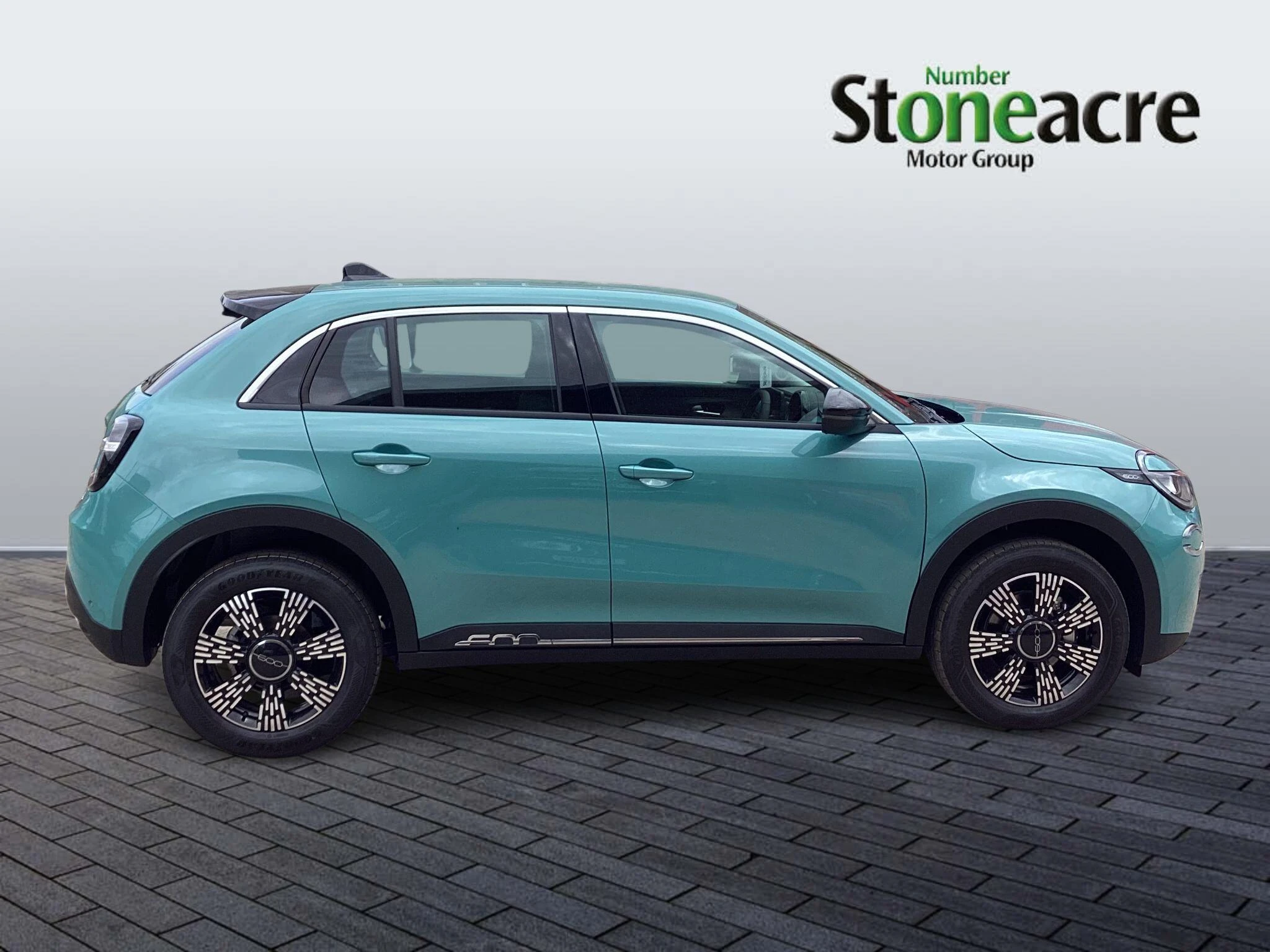 Fiat 600 1.2 MHEV 136 e-DCT Euro 6 (s/s) 5dr YB25XVV Image 2