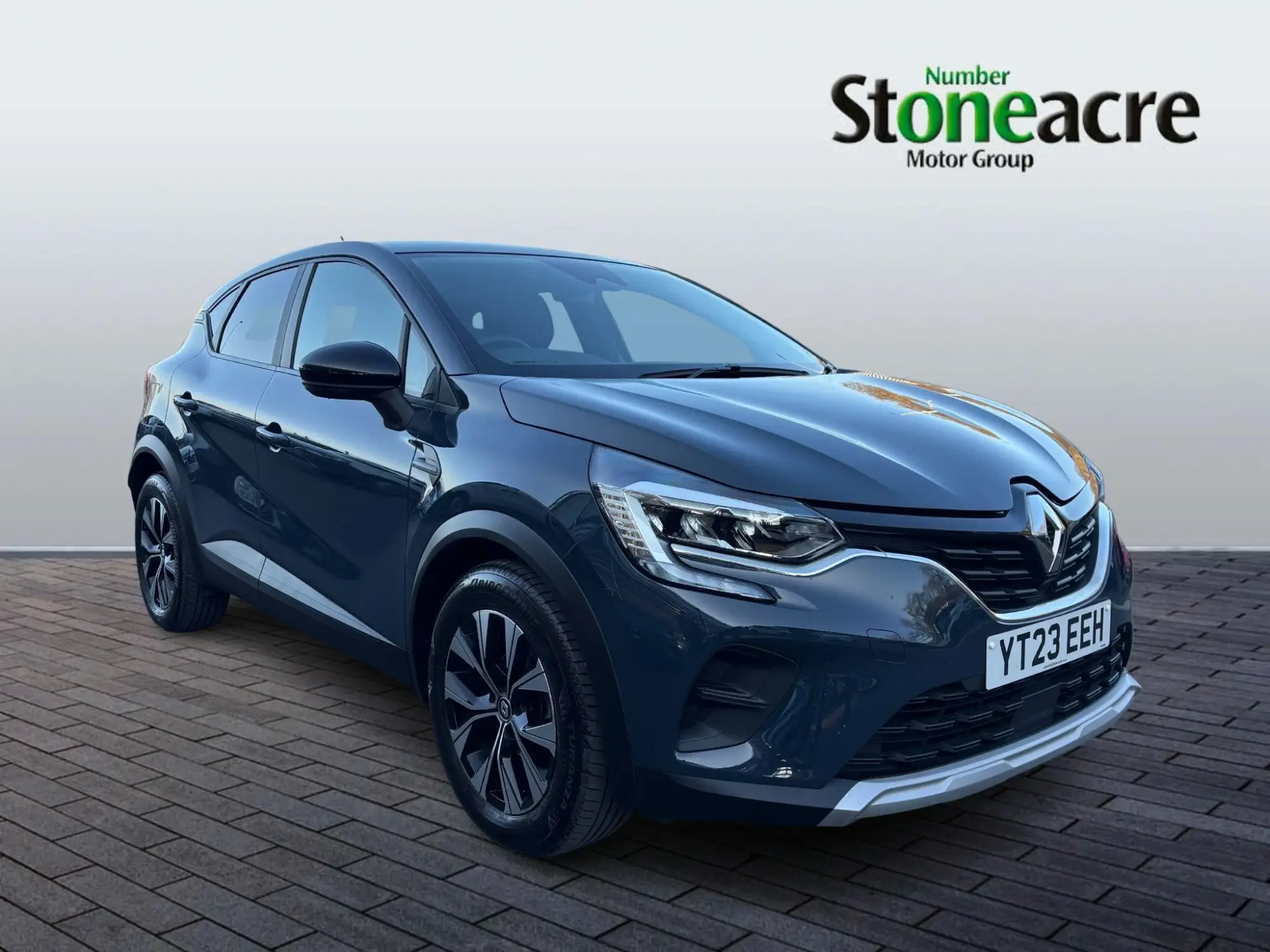 Renault Captur Evolution TCe 90 MY22 YT23EEH Image 1