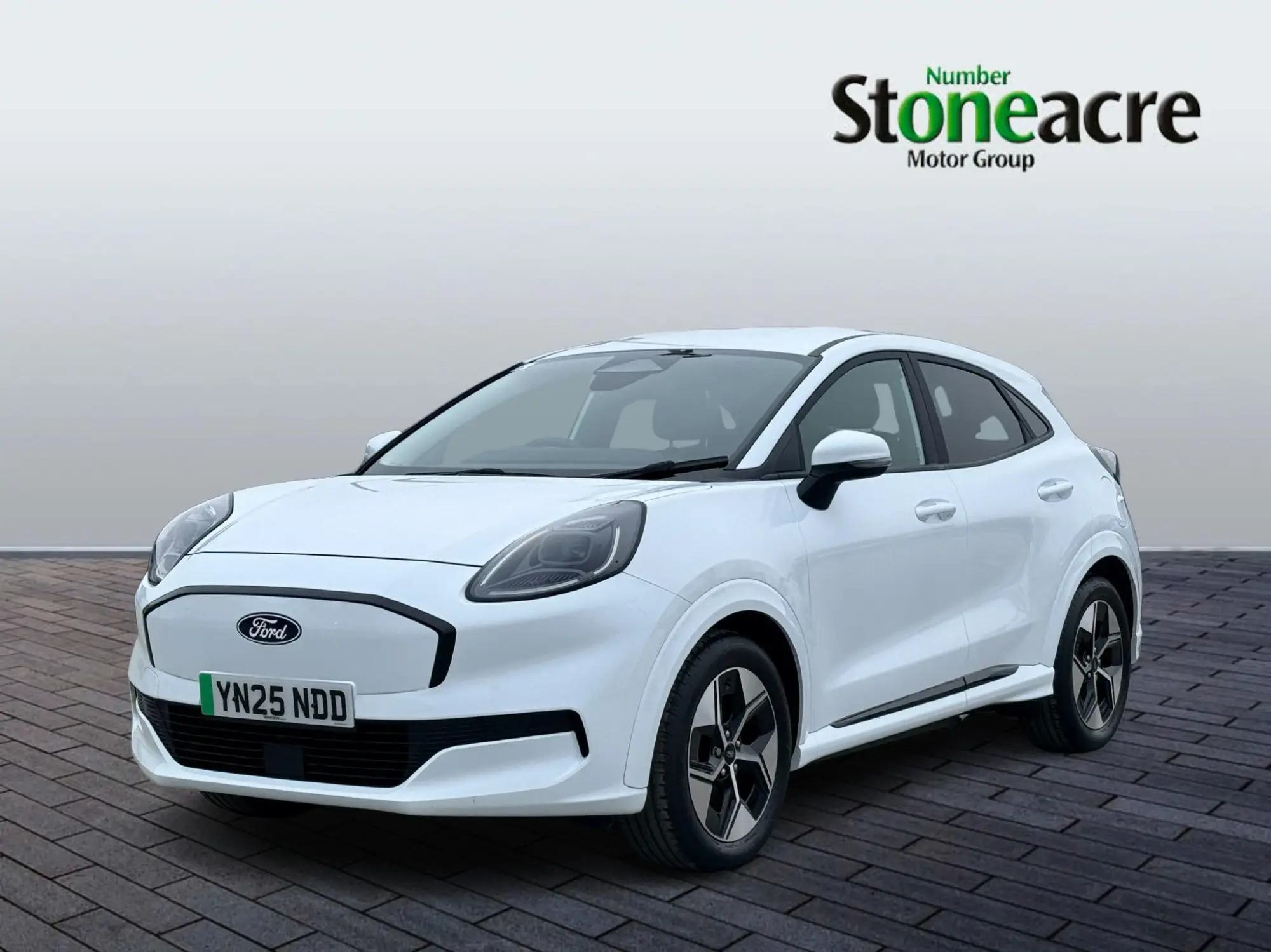 Ford Puma Gen-E Standard Range 43kWh Select Auto 5dr YN25NDD Image 3