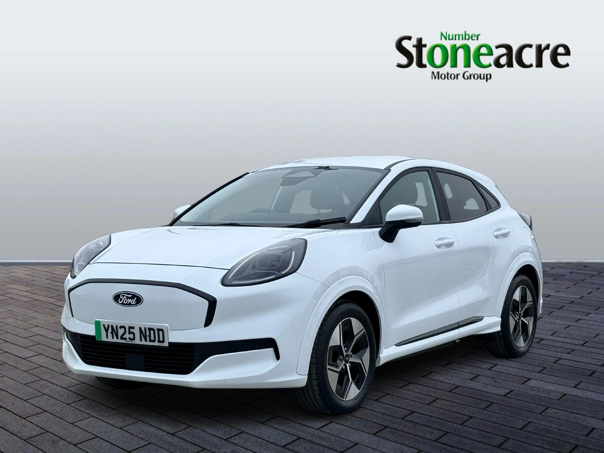 Ford Puma Gen-E Standard Range 43kWh Select Auto 5dr YN25NDD Image 3