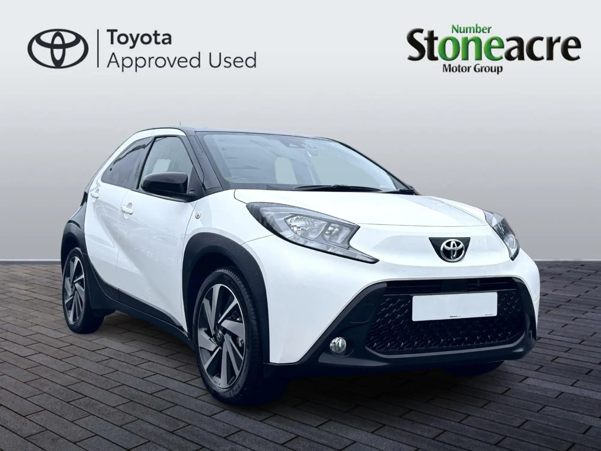 Toyota Aygo X 1.0 VVT-i Edge 5dr NU75VBC Image 1