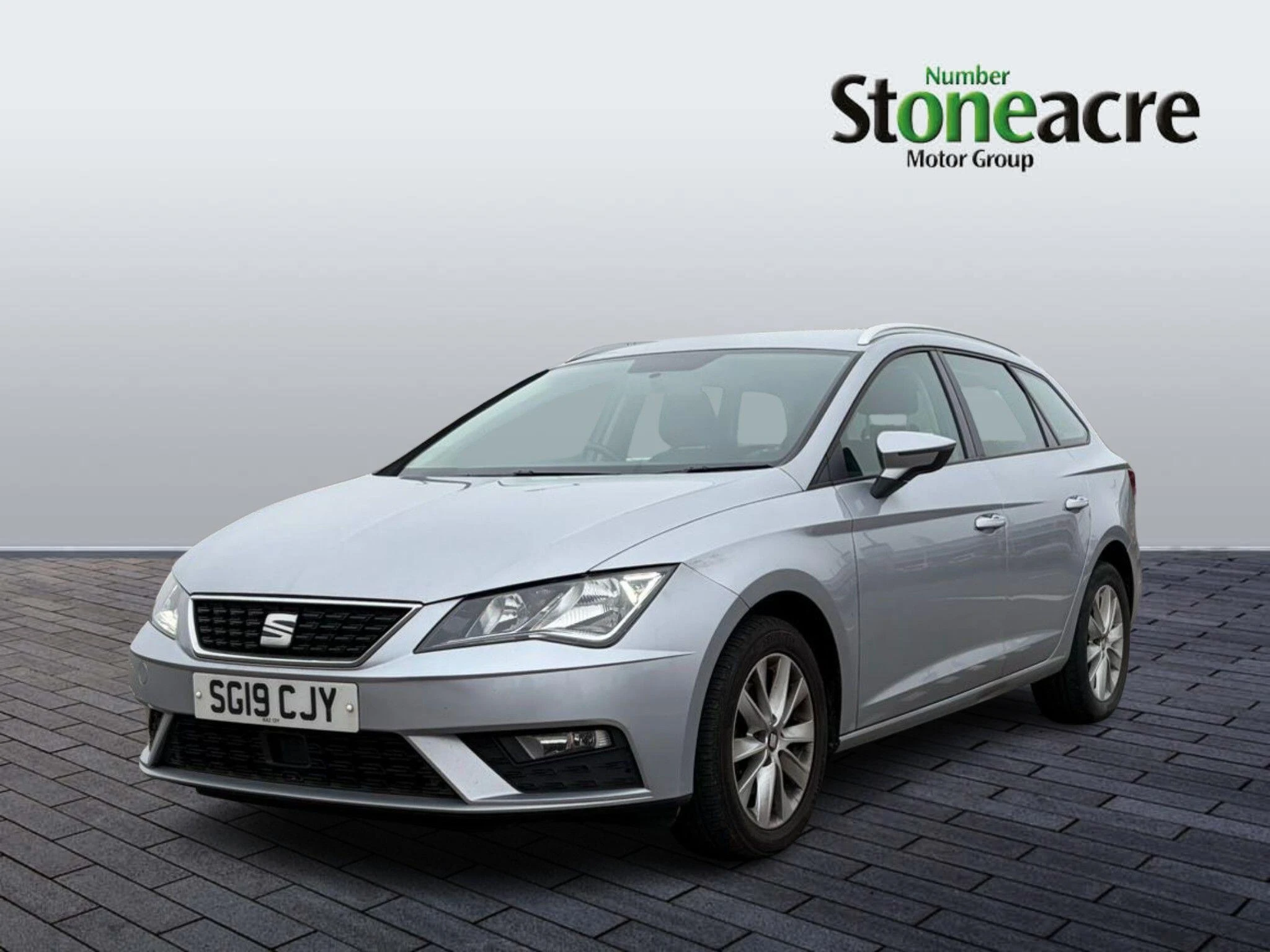 SEAT Leon 1.6 TDI SE ST Euro 6 (s/s) 5dr SG19CJY Image 3