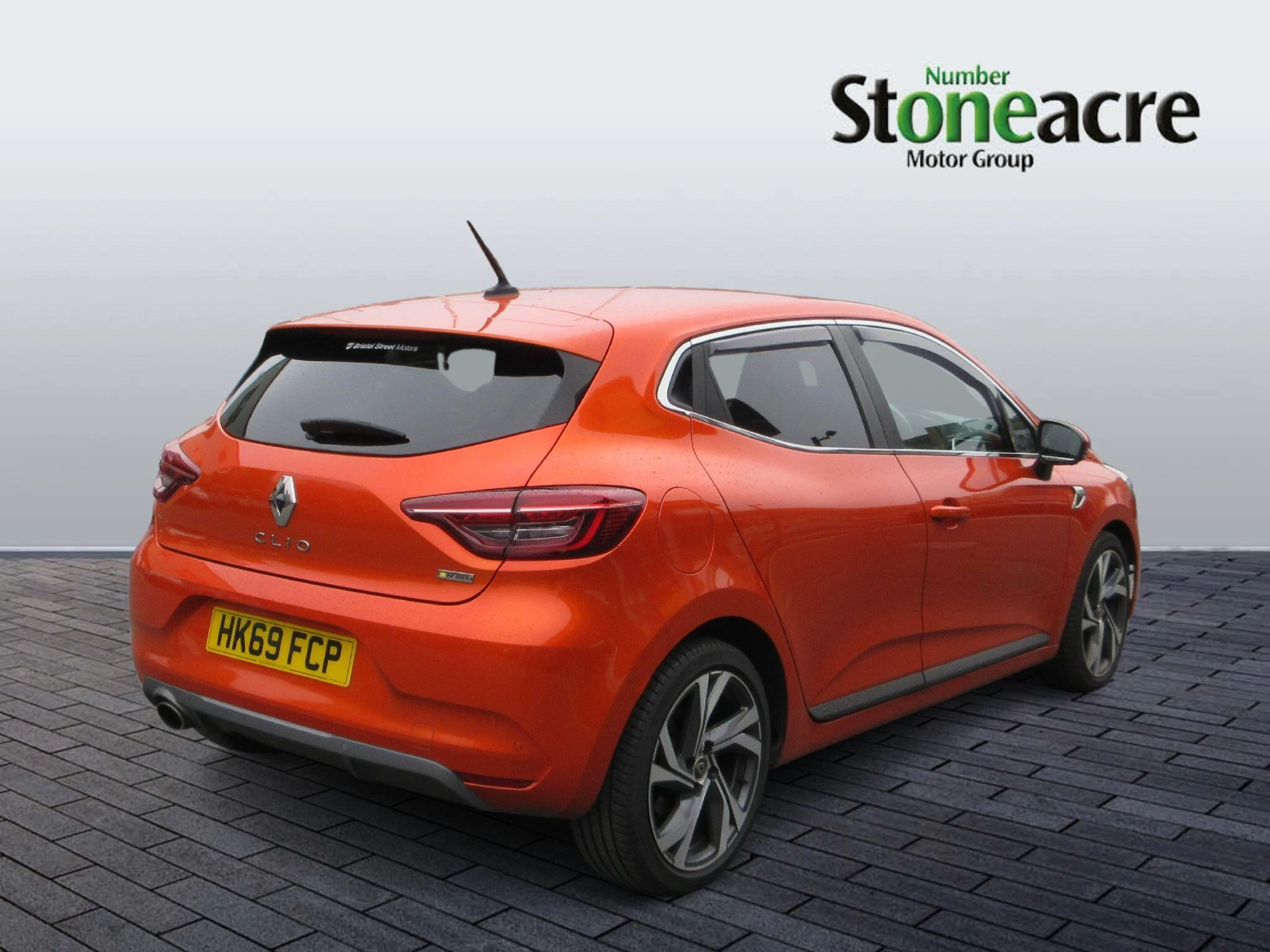 Renault Clio 1.3 TCe 130 RS Line 5dr EDC HK69FCP Image 3