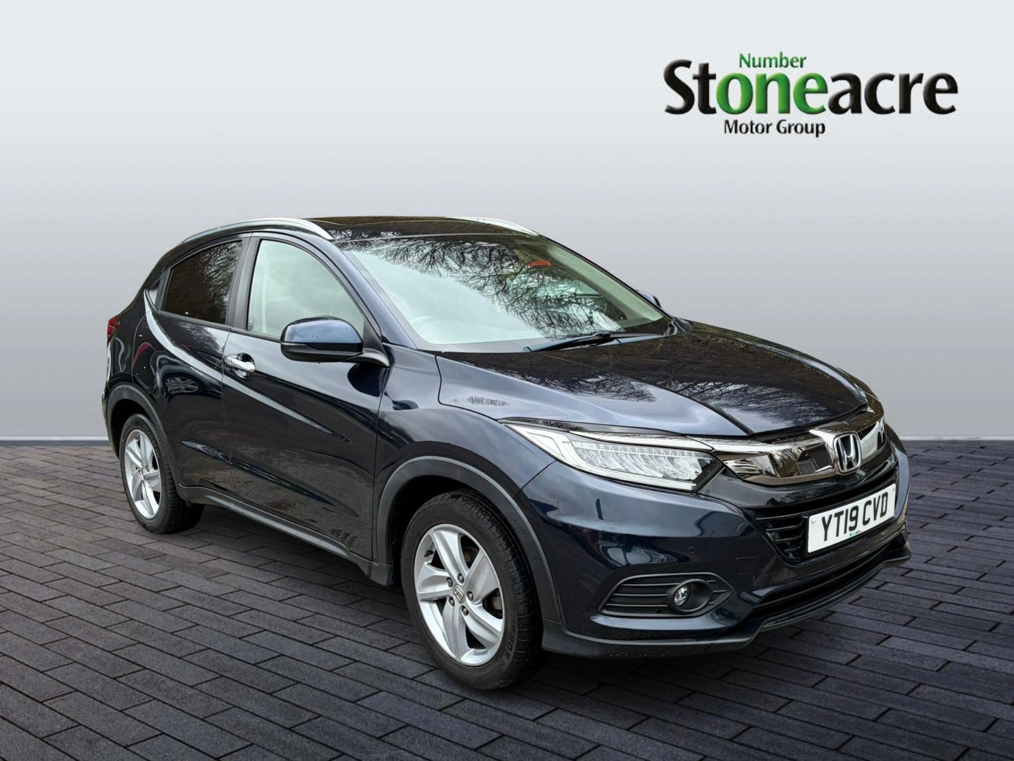 Honda HR-V 1.5 i-VTEC EX Euro 6 (s/s) 5dr YT19CVD Image 1