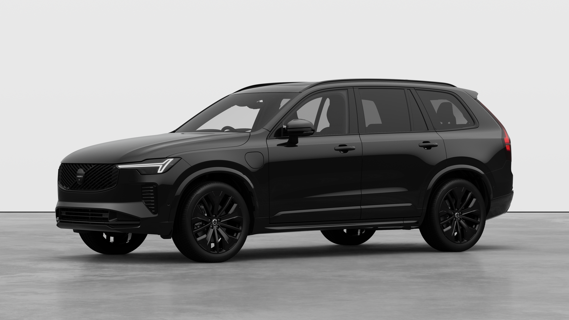 Volvo XC90 Plug-In Hybrid 2.0 T8 PHEV Plus Black Edition 5dr AWD Geartronic Image 1