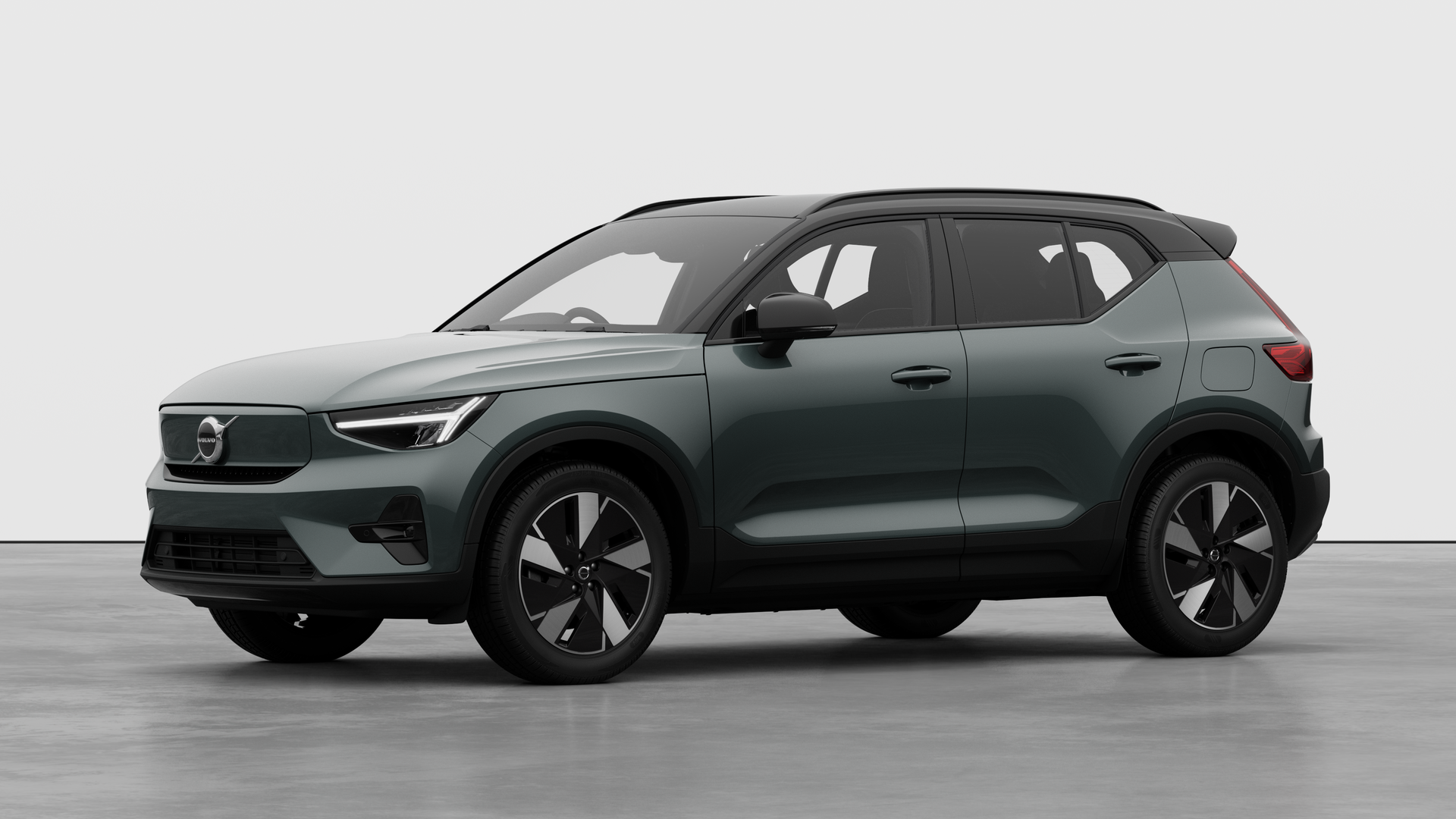 Volvo EX40 175kW Single Motor Plus 69kWh 5dr Auto Image 1