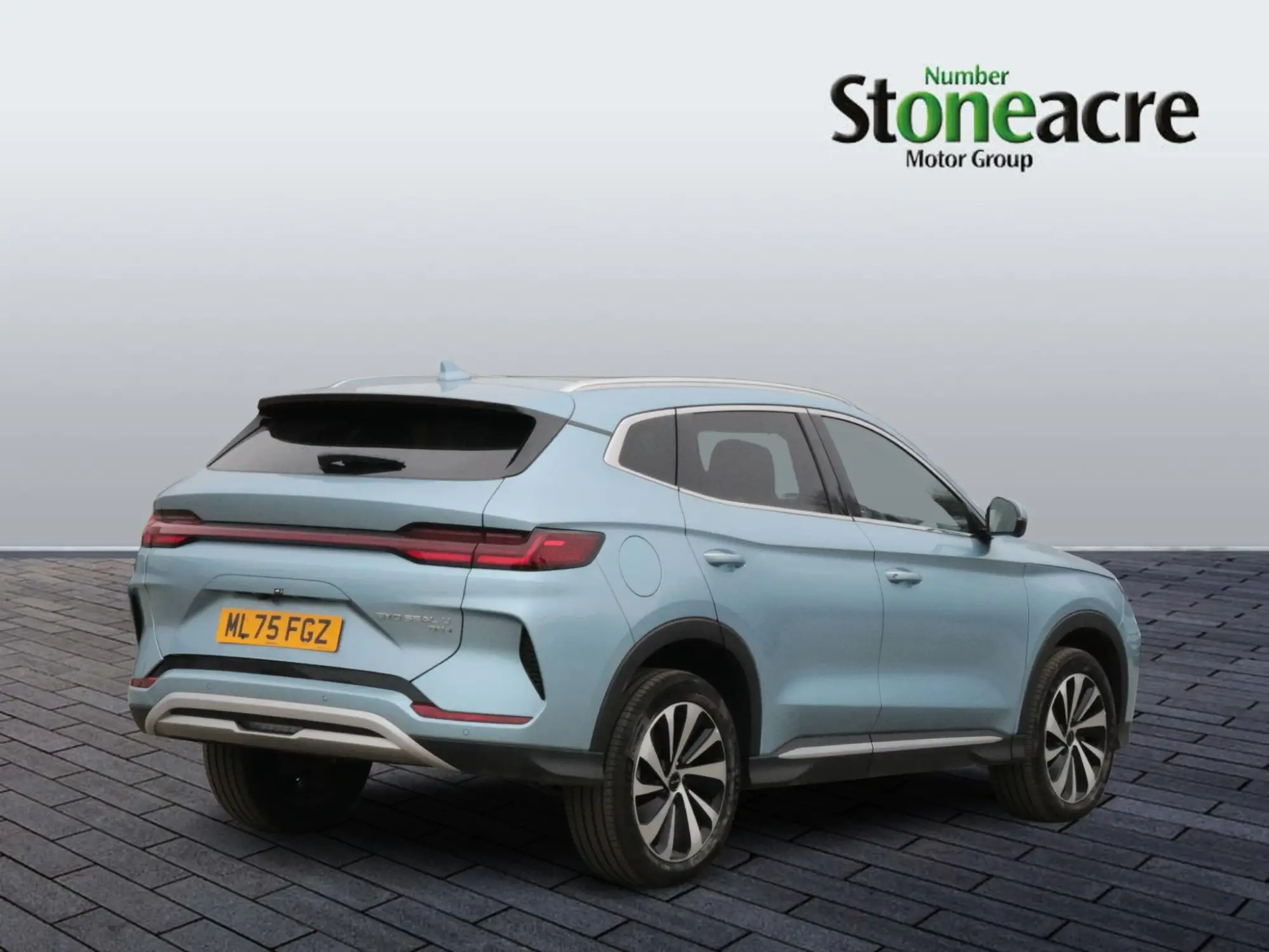 BYD Seal U 1.5 DM-i 18.3kWh Boost CVT Auto Euro 6 (s/s) 5dr ML75FGZ Image 3