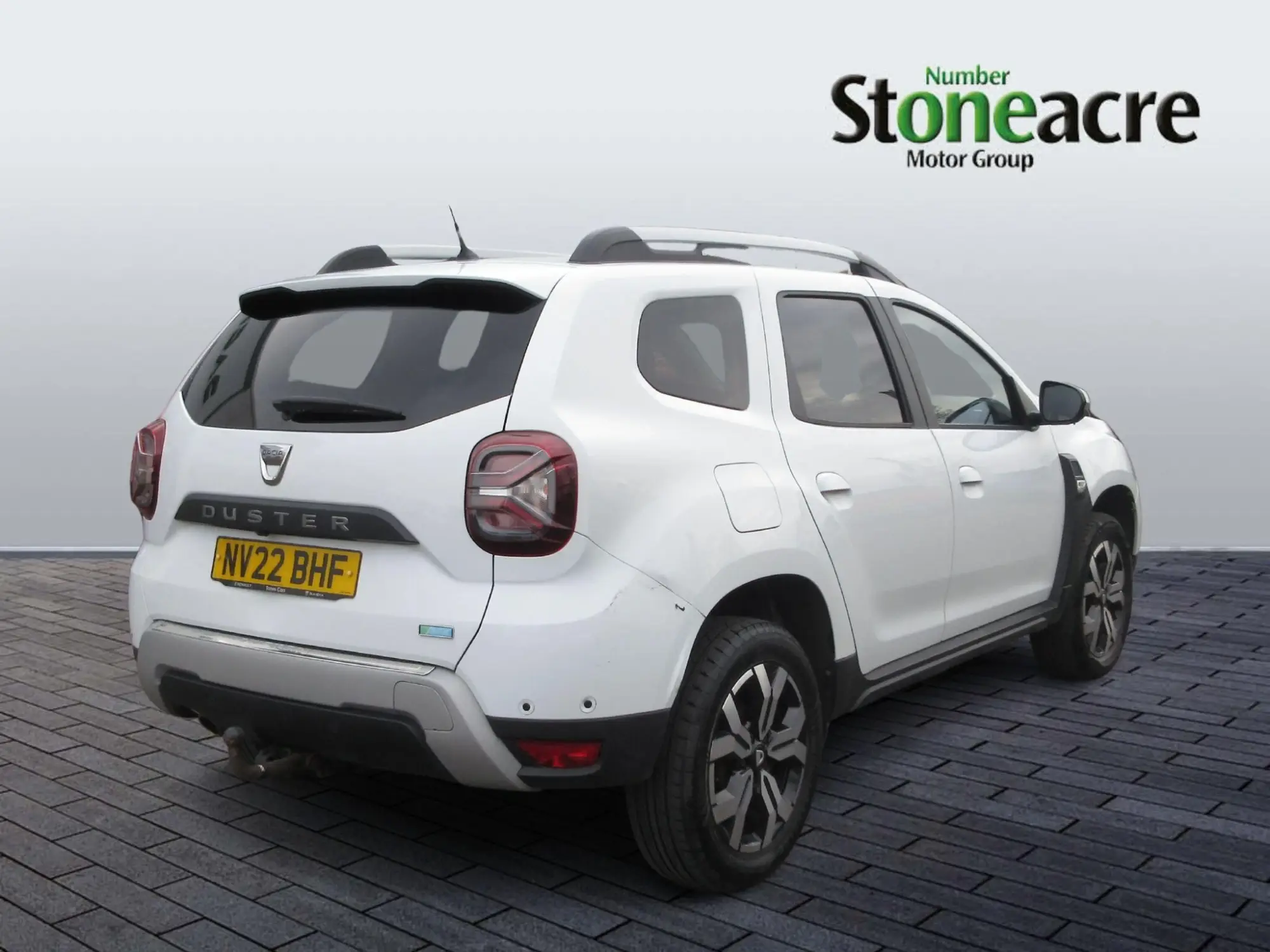 Dacia Duster 1.0 TCe 100 Bi-Fuel Prestige 5dr NV22BHF Image 3