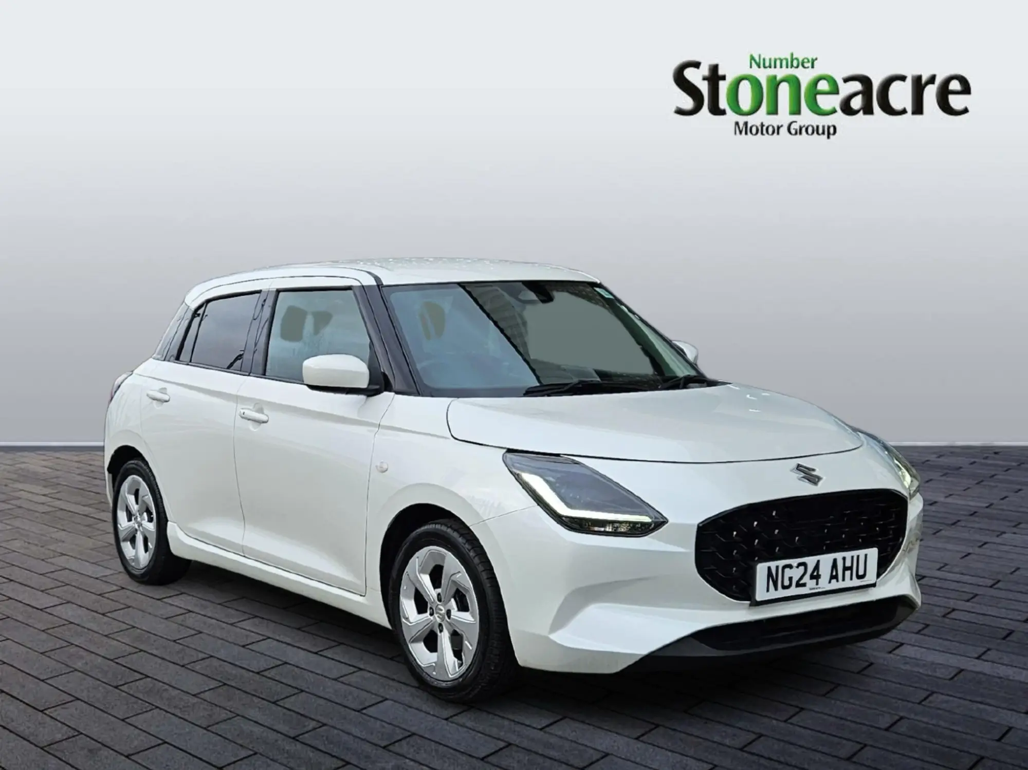 Suzuki Swift 1.2 MHEV Motion Euro 6 (s/s) 5dr NG24AHU Image 1