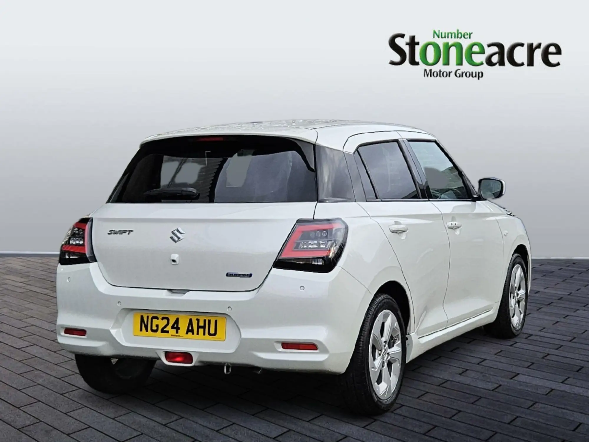 Suzuki Swift 1.2 MHEV Motion Euro 6 (s/s) 5dr NG24AHU Image 3