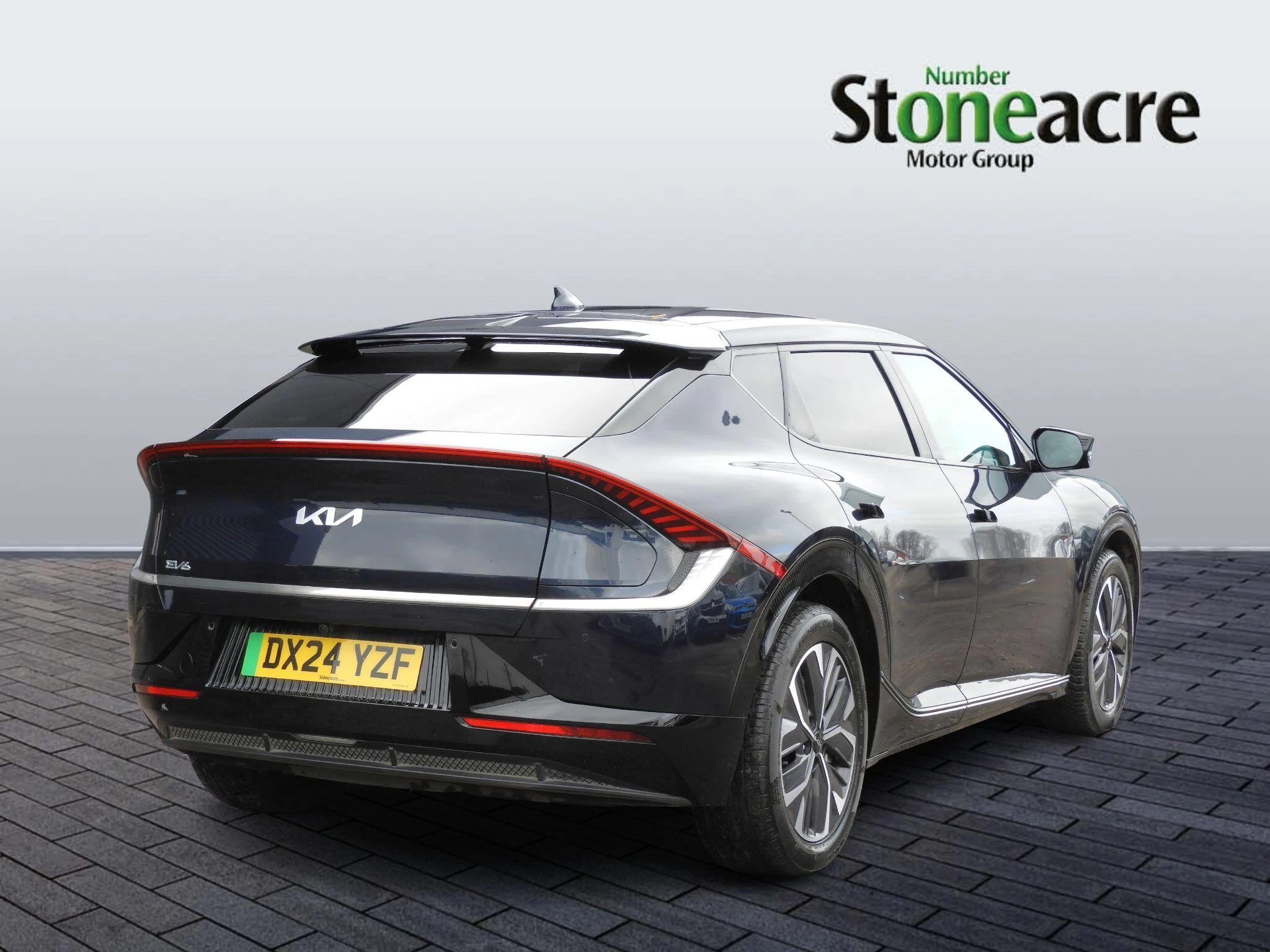 Kia EV6 77.4kWh Horizon Auto 5dr DX24YZF Image 3