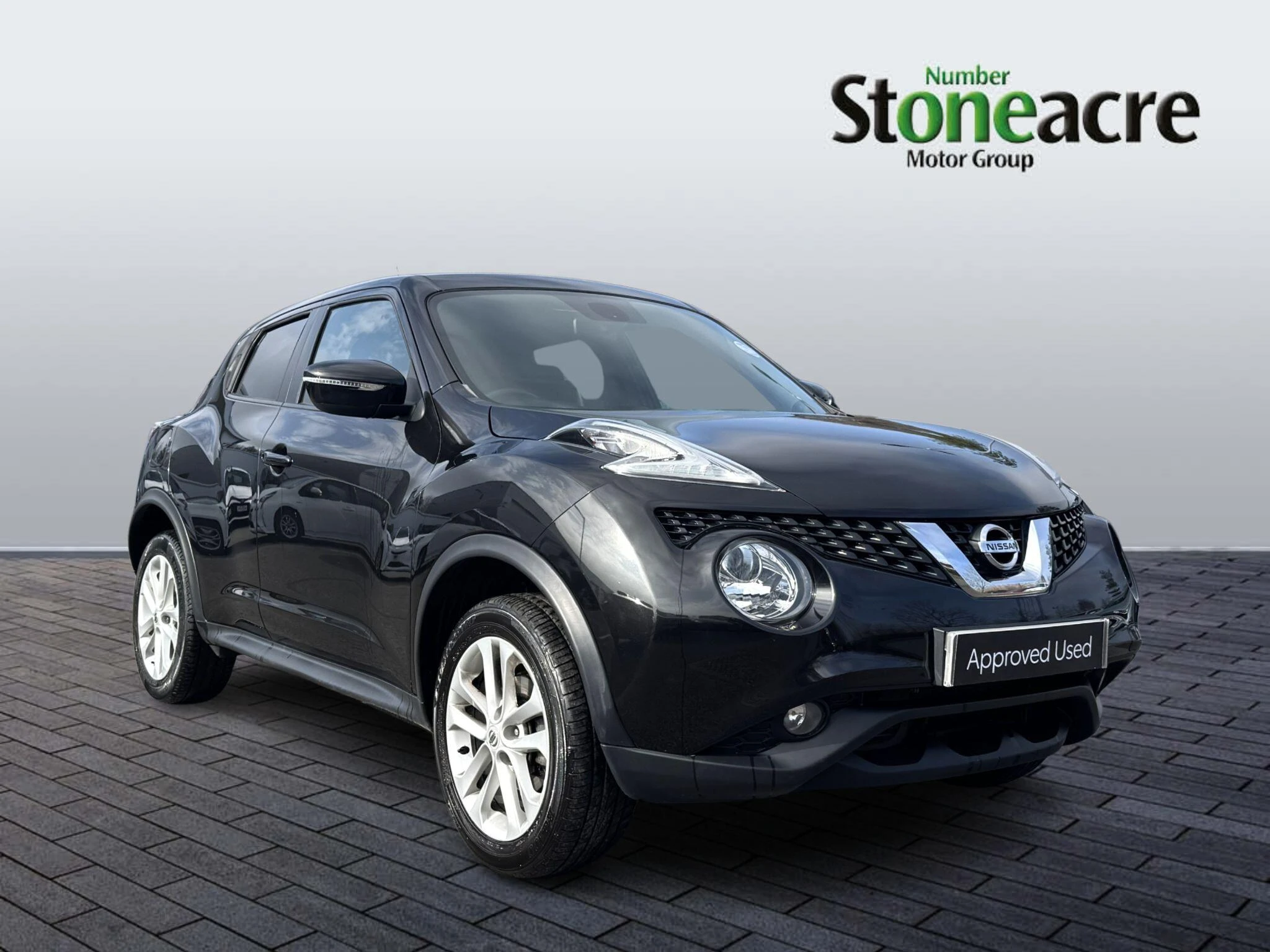 Nissan Juke 1.6 N-Connecta SUV 5dr Petrol XTRON Euro 6 (117 ps) LX18ZZU Image 1