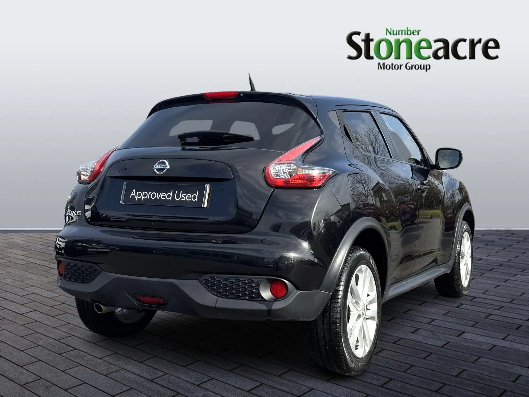 Nissan Juke 1.6 N-Connecta SUV 5dr Petrol XTRON Euro 6 (117 ps) LX18ZZU Image 3