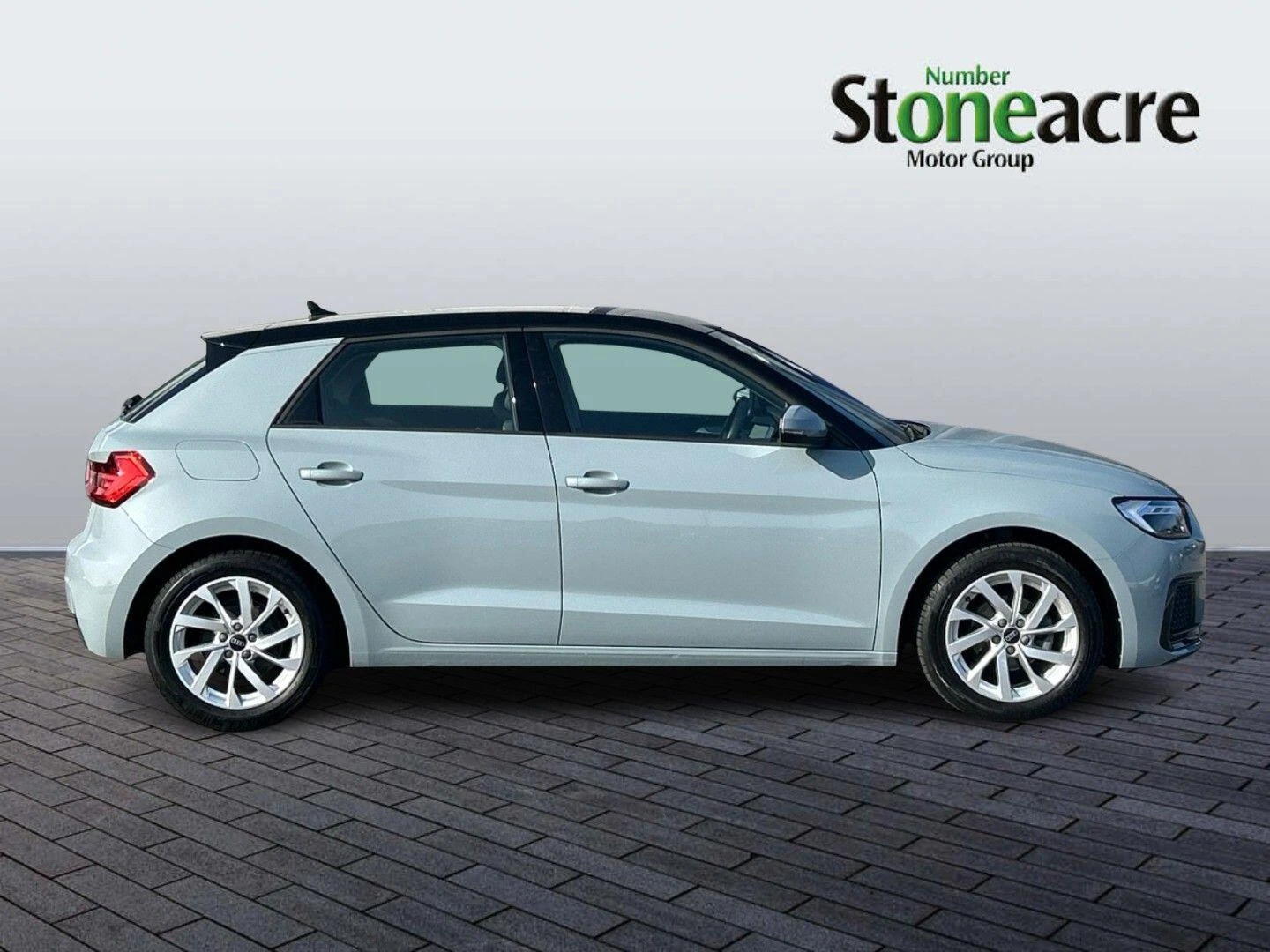 Audi A1 1.0 TFSI 25 Sport Sportback Euro 6 (s/s) 5dr NC72JWK Image 2