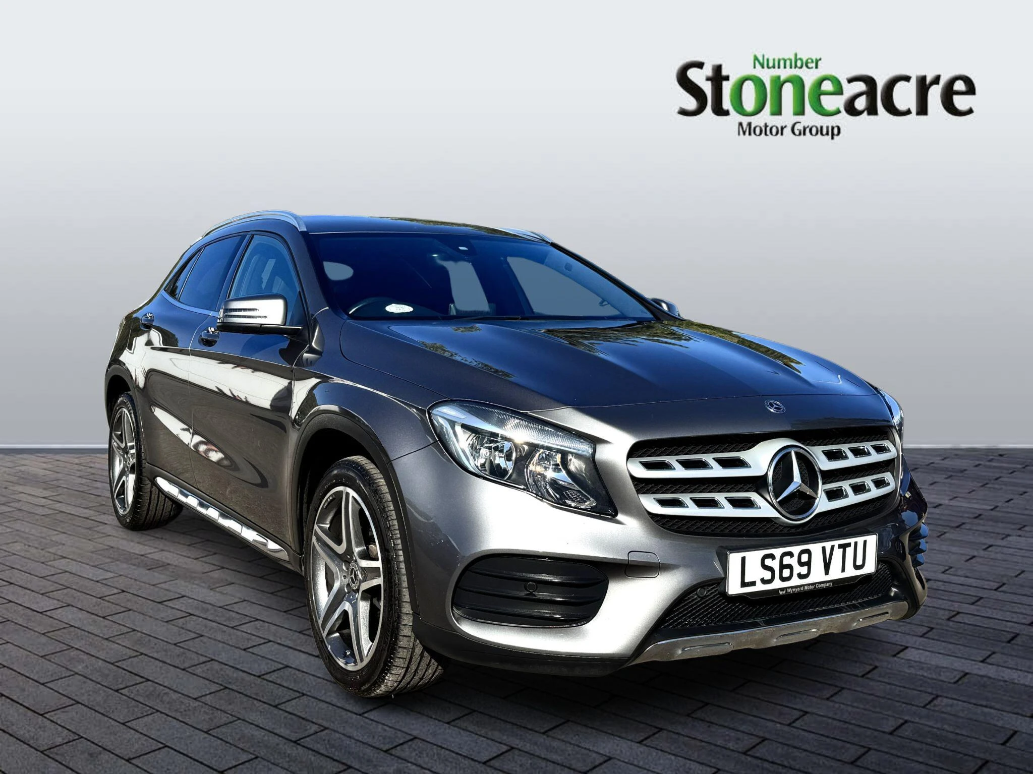 Mercedes-Benz GLA 2.1 GLA200d AMG Line 7G-DCT Euro 6 (s/s) 5dr LS69VTU Image 1