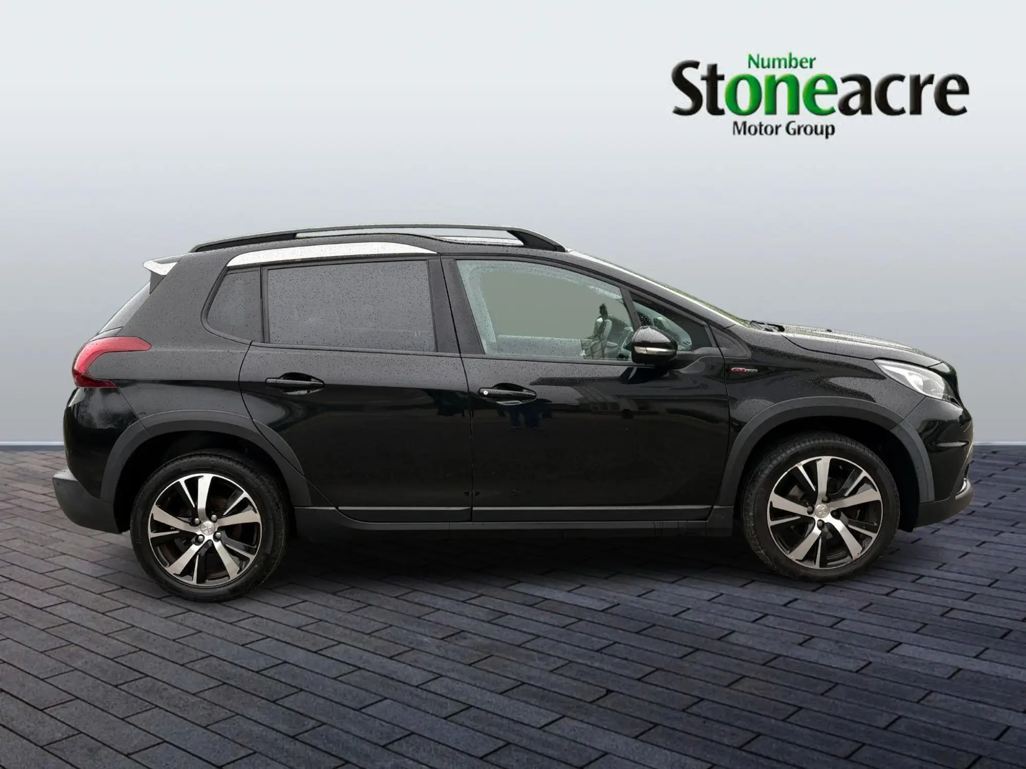 Peugeot 2008 1.2 PureTech GT Line Euro 6 (s/s) 5dr SY18JXB Image 2