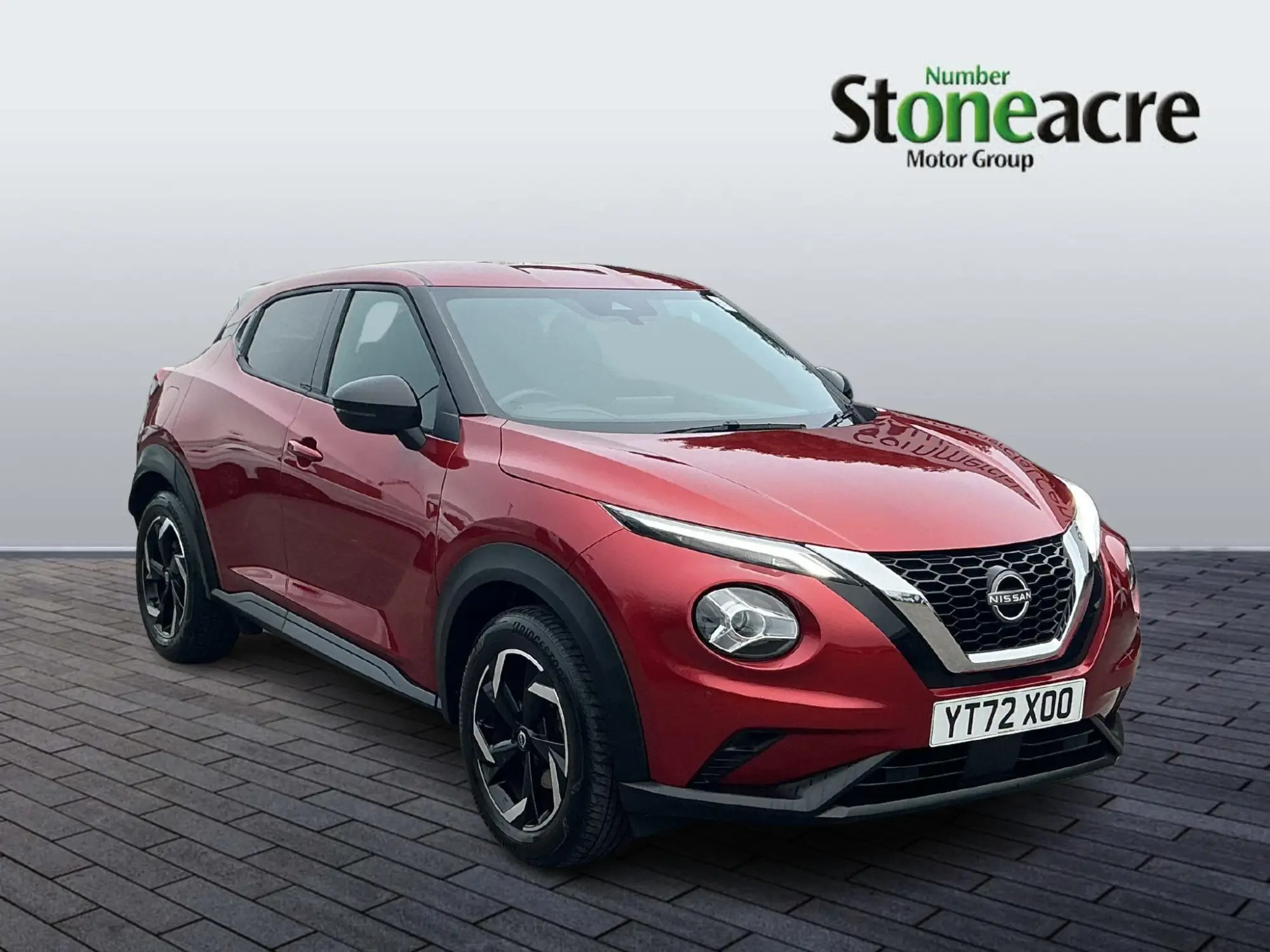 Nissan Juke 1.0 DiG-T N-Connecta 5dr YT72XOO Image 1