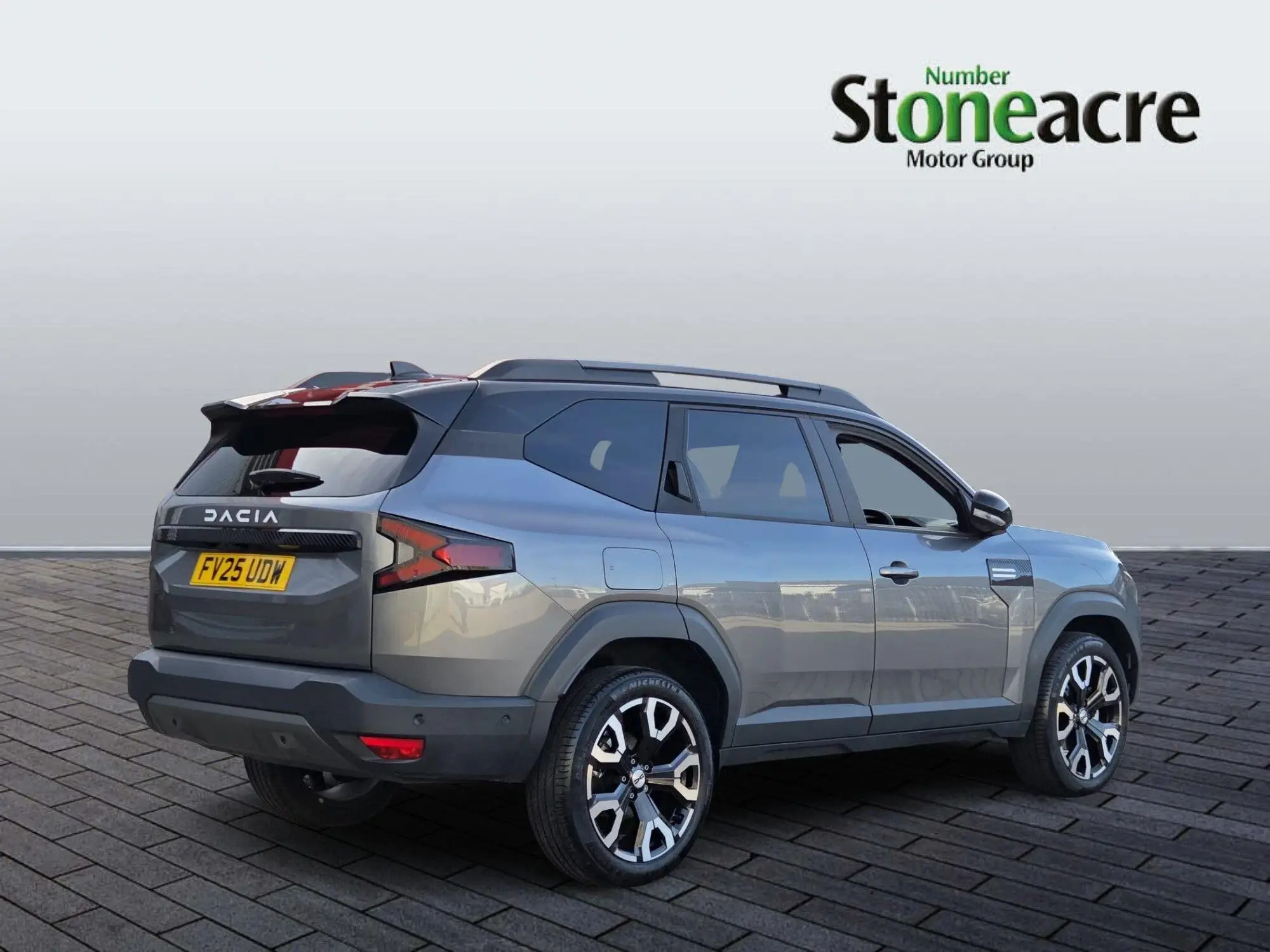 Dacia Bigster 1.2 TCe MHEV Journey Euro 6 (s/s) 5dr FV25UDW Image 3