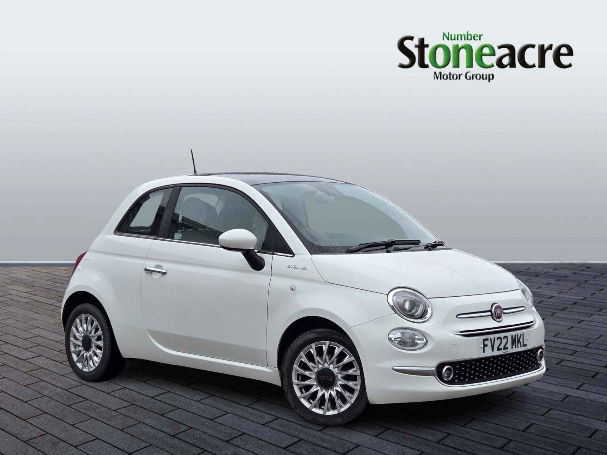 Fiat 500 1.0 Mild Hybrid Dolcevita [Part Leather] 3dr FV22MKL Image 1
