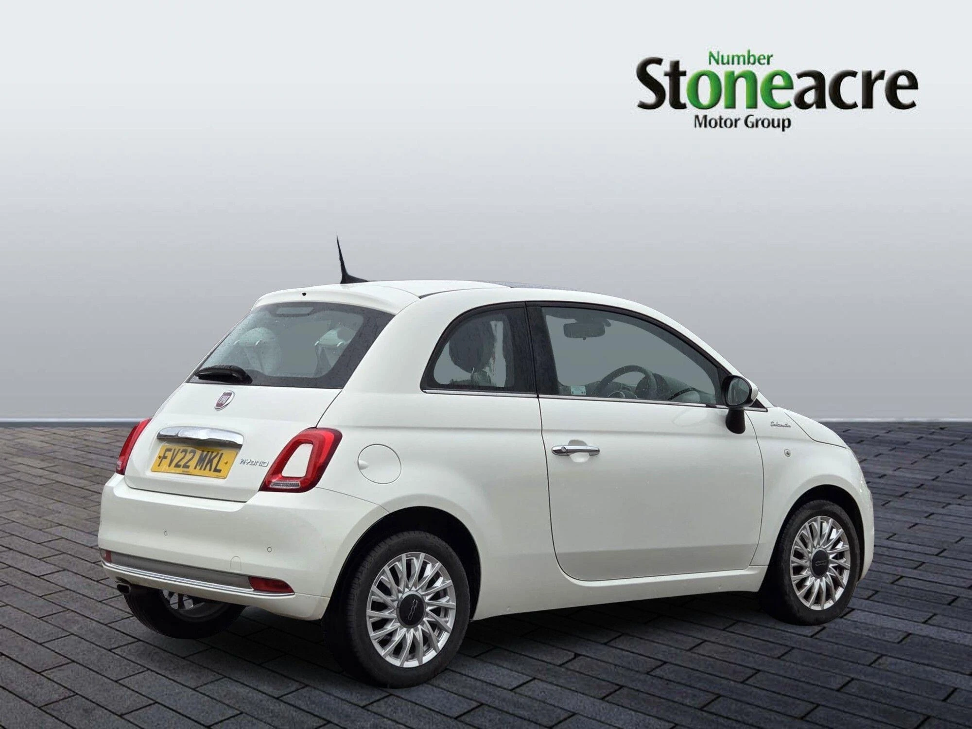Fiat 500 1.0 Mild Hybrid Dolcevita [Part Leather] 3dr FV22MKL Image 3