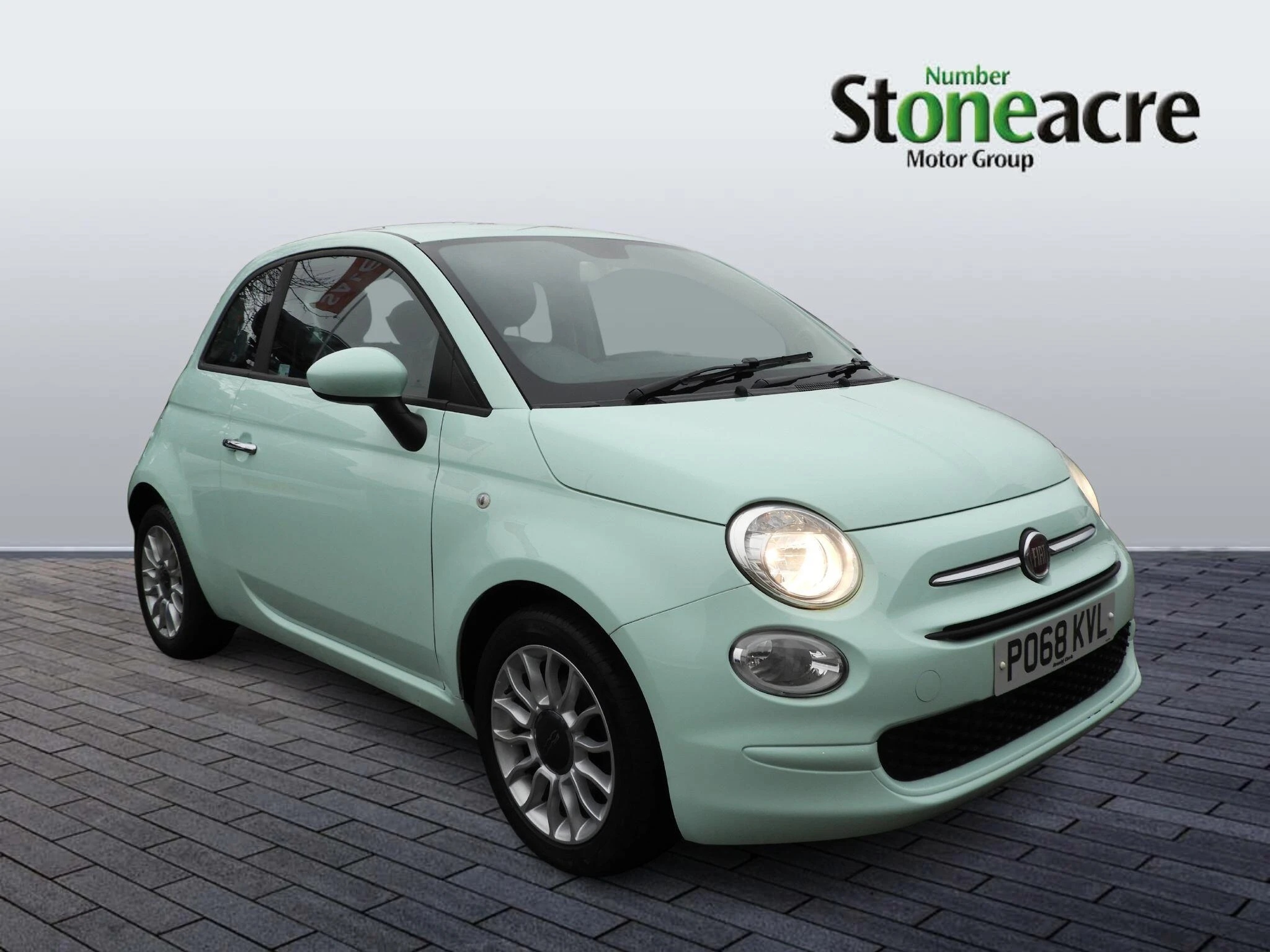 Fiat 500 1.2 Pop Star Euro 6 (s/s) 3dr PO68KVL Image 1