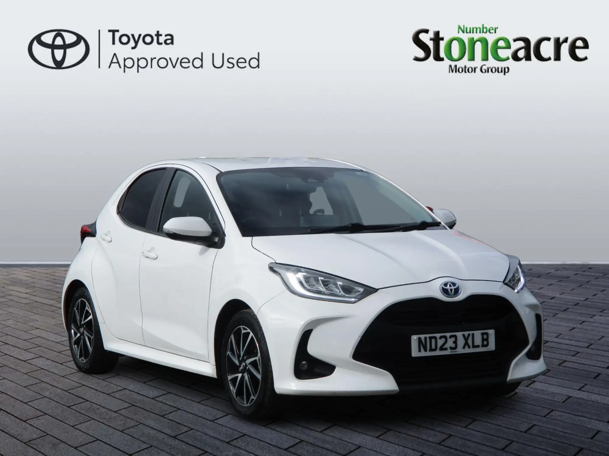 Toyota Yaris 1.5 Hybrid Design 5dr CVT ND23XLB Image 1
