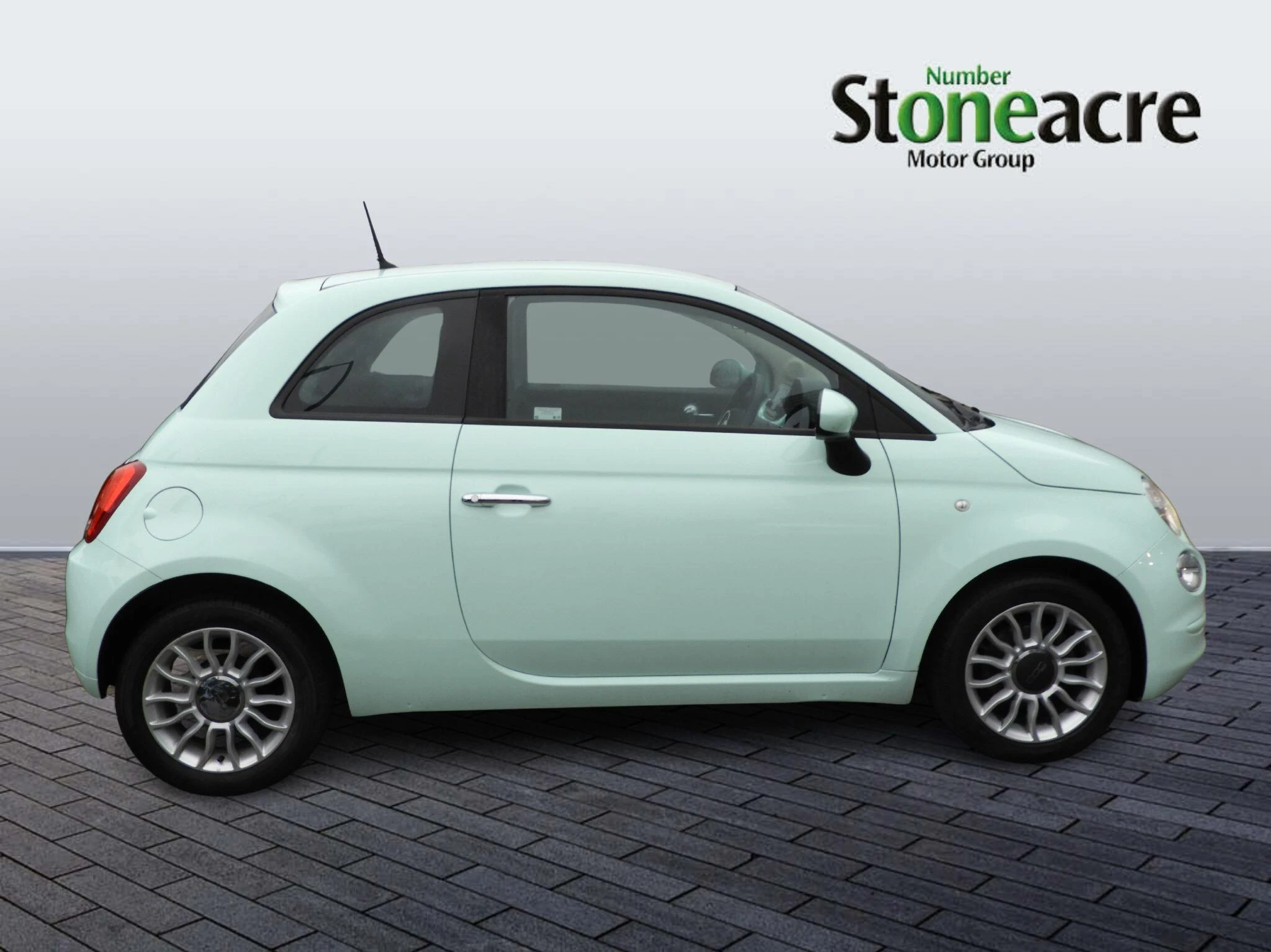 Fiat 500 1.2 Pop Star Euro 6 (s/s) 3dr PO68KVL Image 2