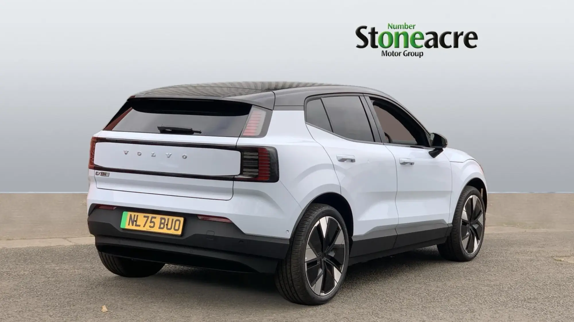 Volvo EX30 Single Motor Extended Range 69kWh Ultra Auto 5dr NL75BUO Image 2