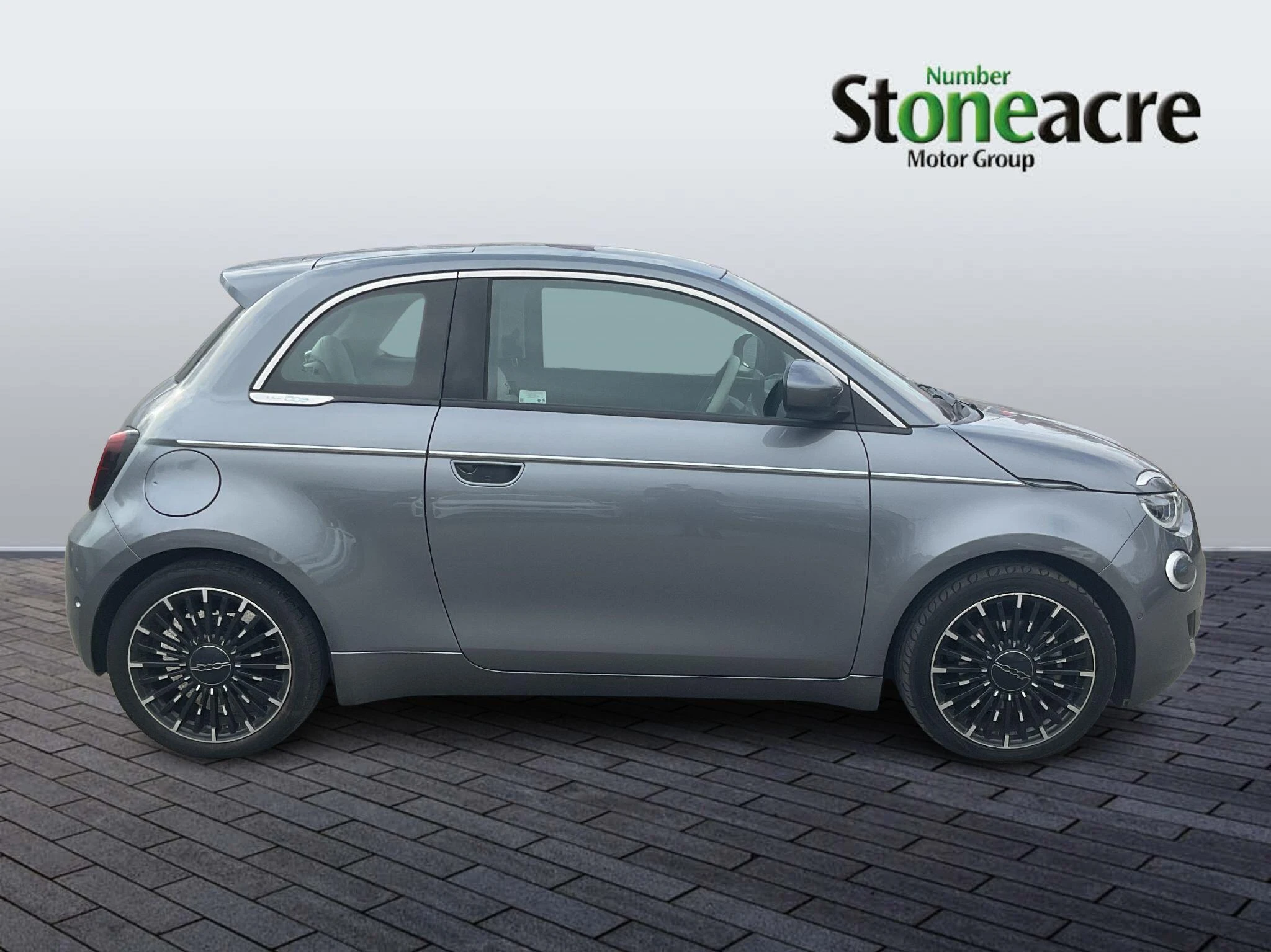 Fiat 500e 42kWh La Prima Auto 3dr YR22MYX Image 2