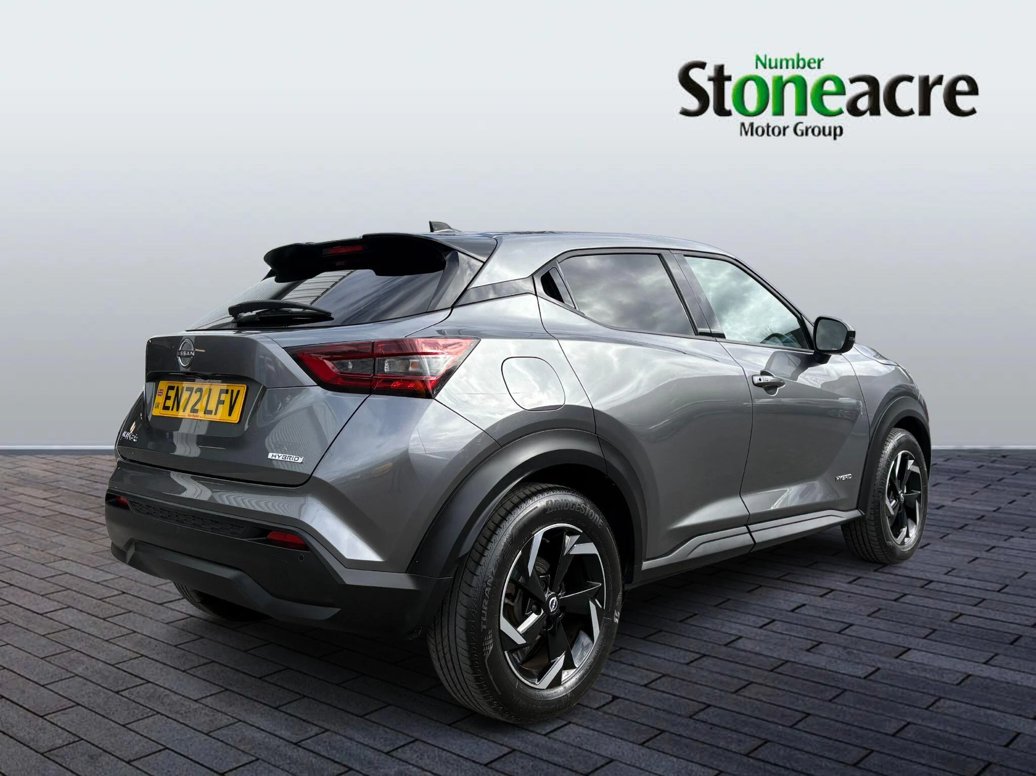 Nissan Juke Hybrid 1.6 N-Connecta Auto Euro 6 5dr EN72LFV Image 3