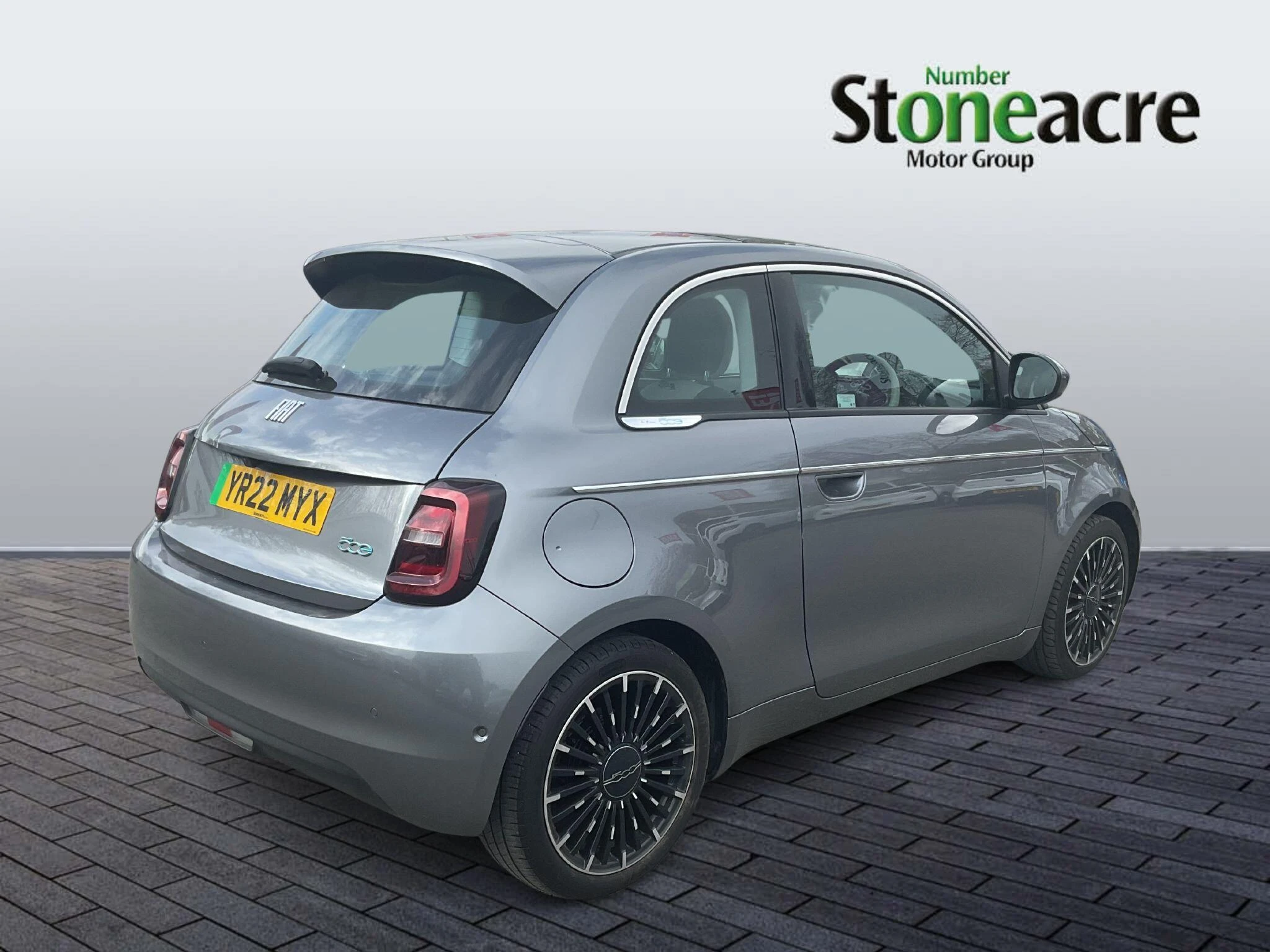 Fiat 500e 42kWh La Prima Auto 3dr YR22MYX Image 3