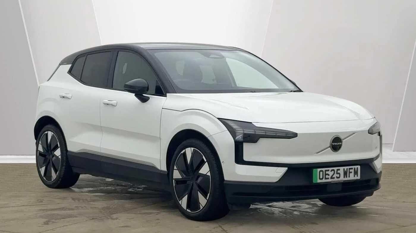 Volvo EX30 315kW Twin Motor Performance Ultra 69kWh 5dr Auto OE25WFM Image 1