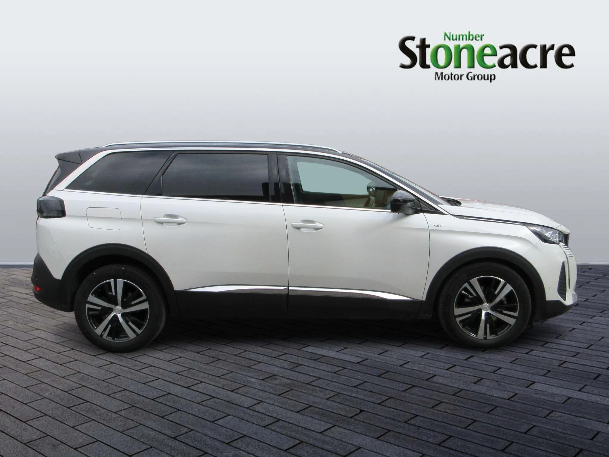 Peugeot 5008 1.5 BlueHDi GT 5dr EAT8 KO23FWC Image 2