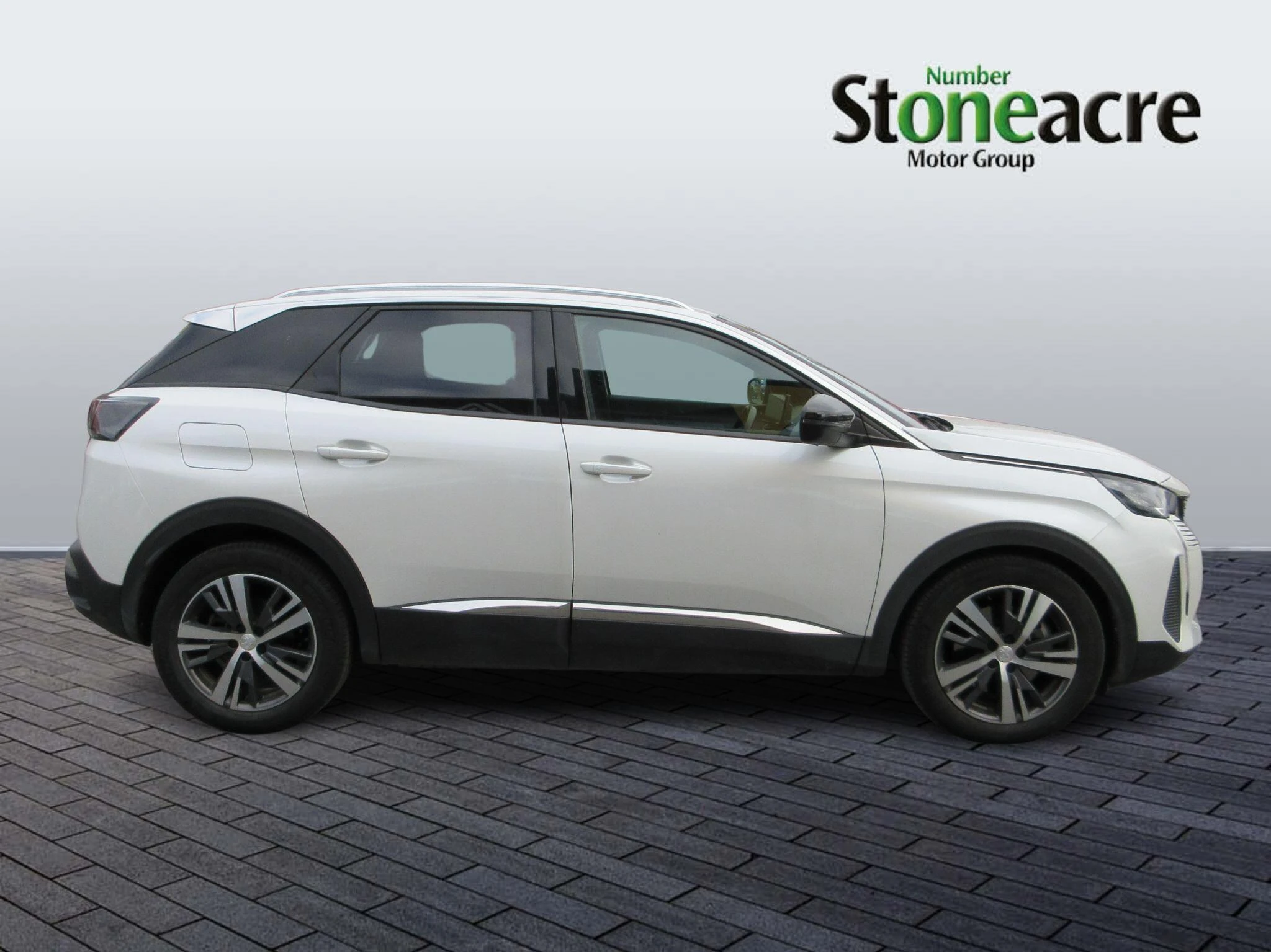 Peugeot 3008 Image 2