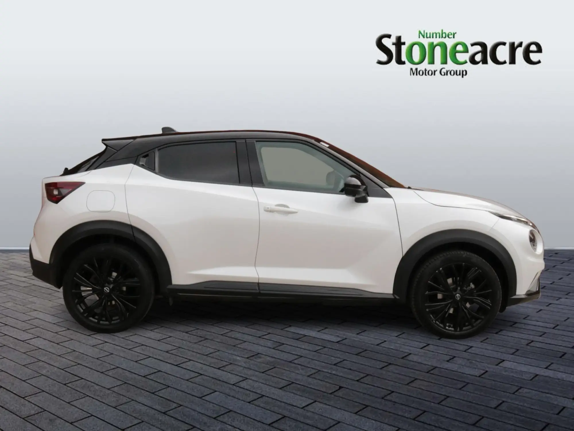 Nissan Juke Image 2