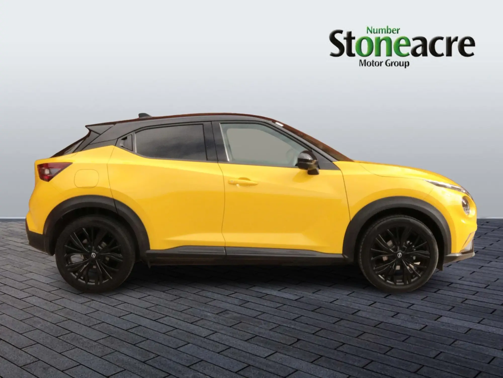 Nissan Juke Image 2
